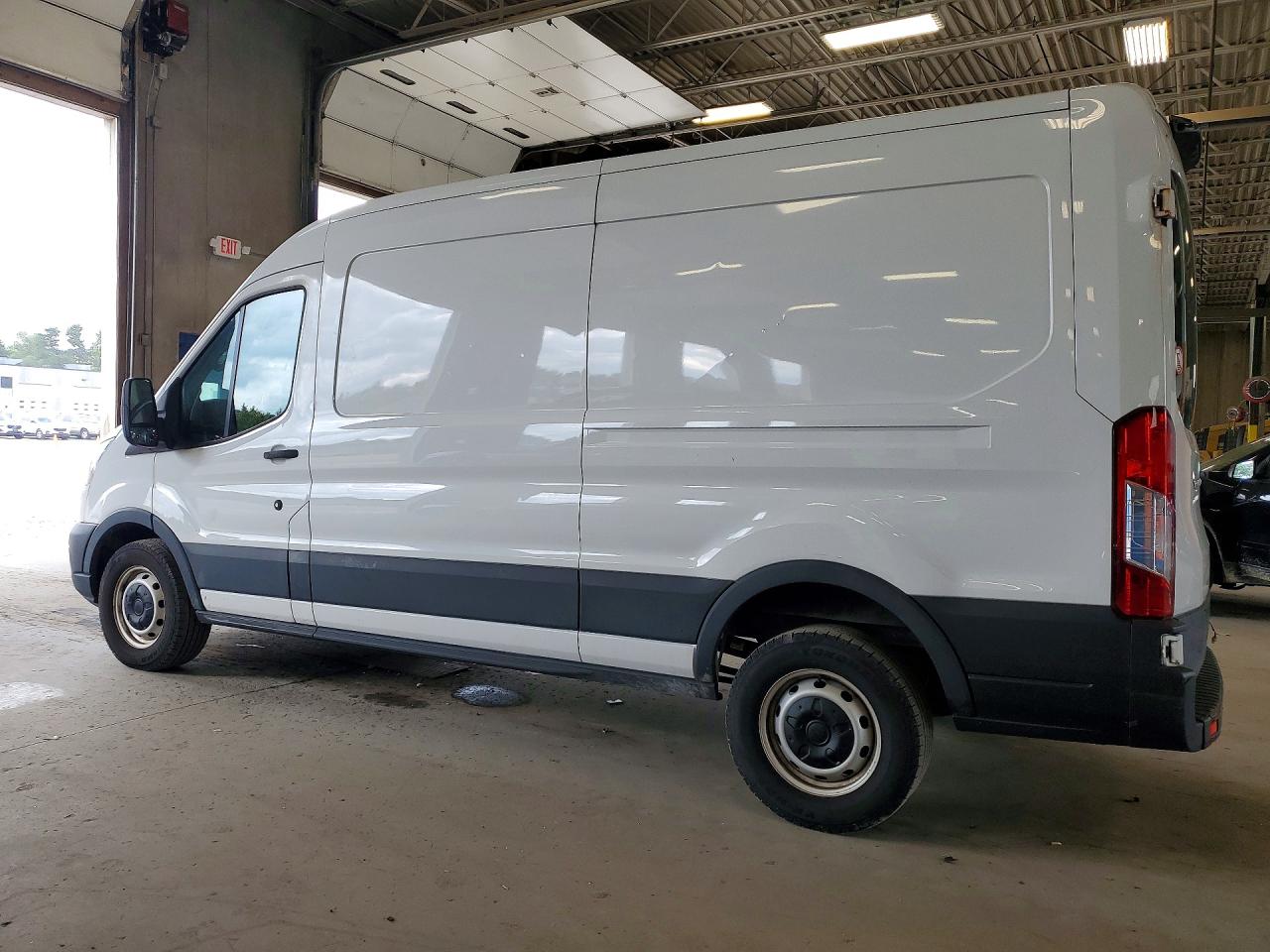 2023 FORD TRANSIT T-250 — снимка 2
