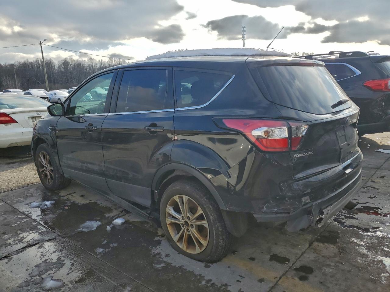 2017 FORD ESCAPE SE — снимка 2