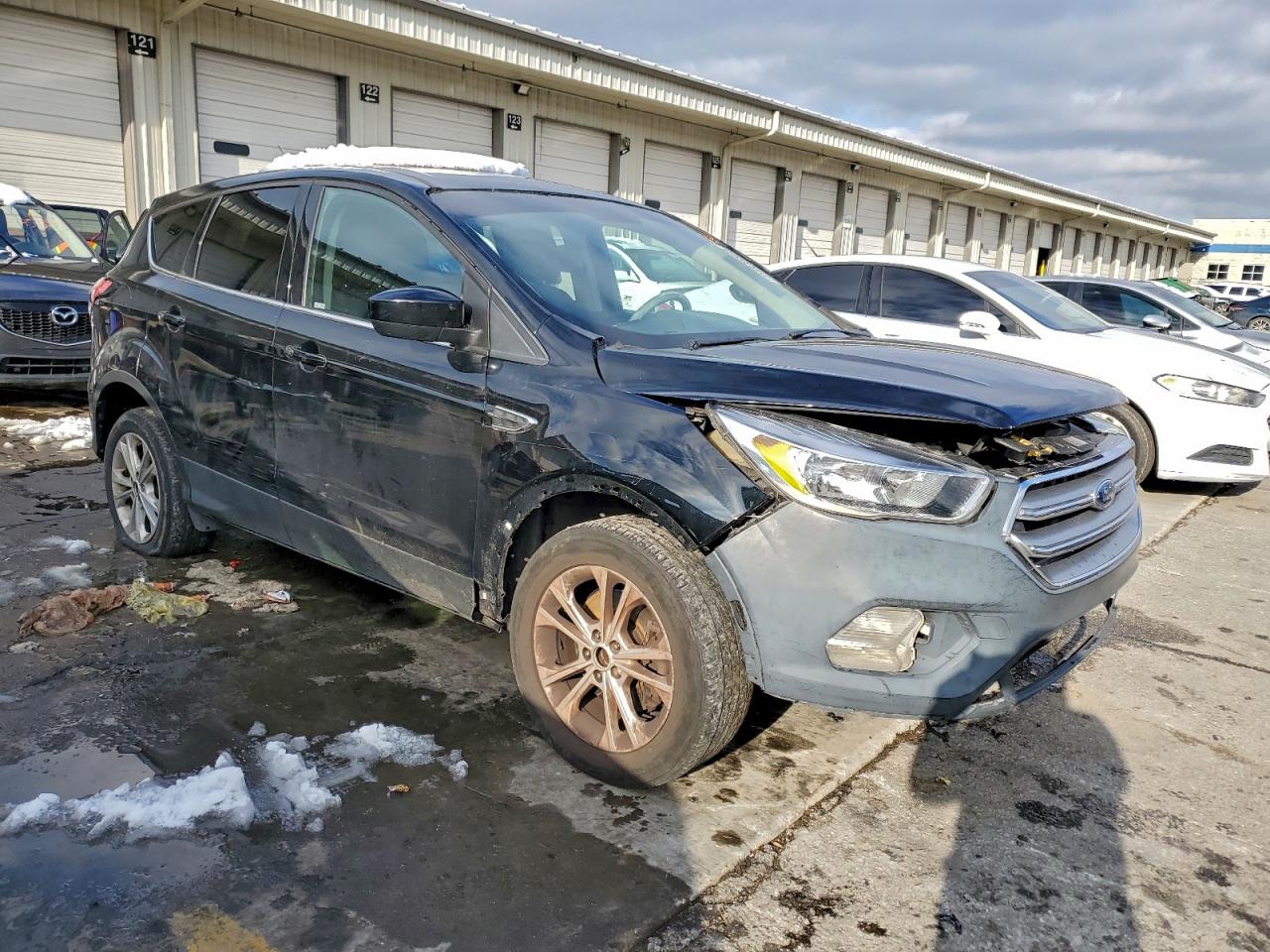 2017 FORD ESCAPE SE — снимка 4