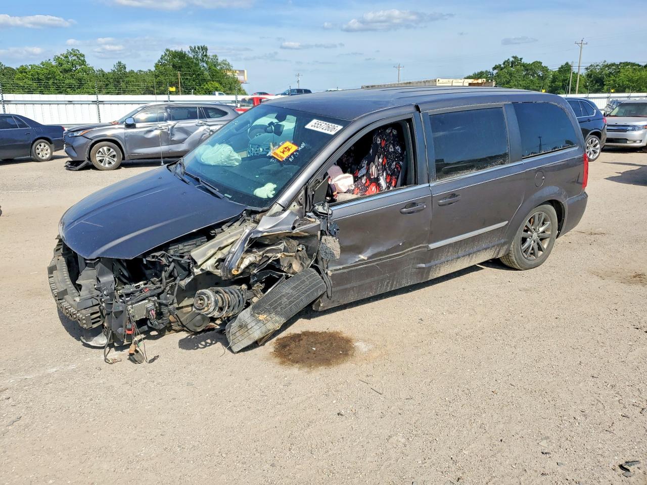 2015 CHRYSLER TOWN & COUNTRY S