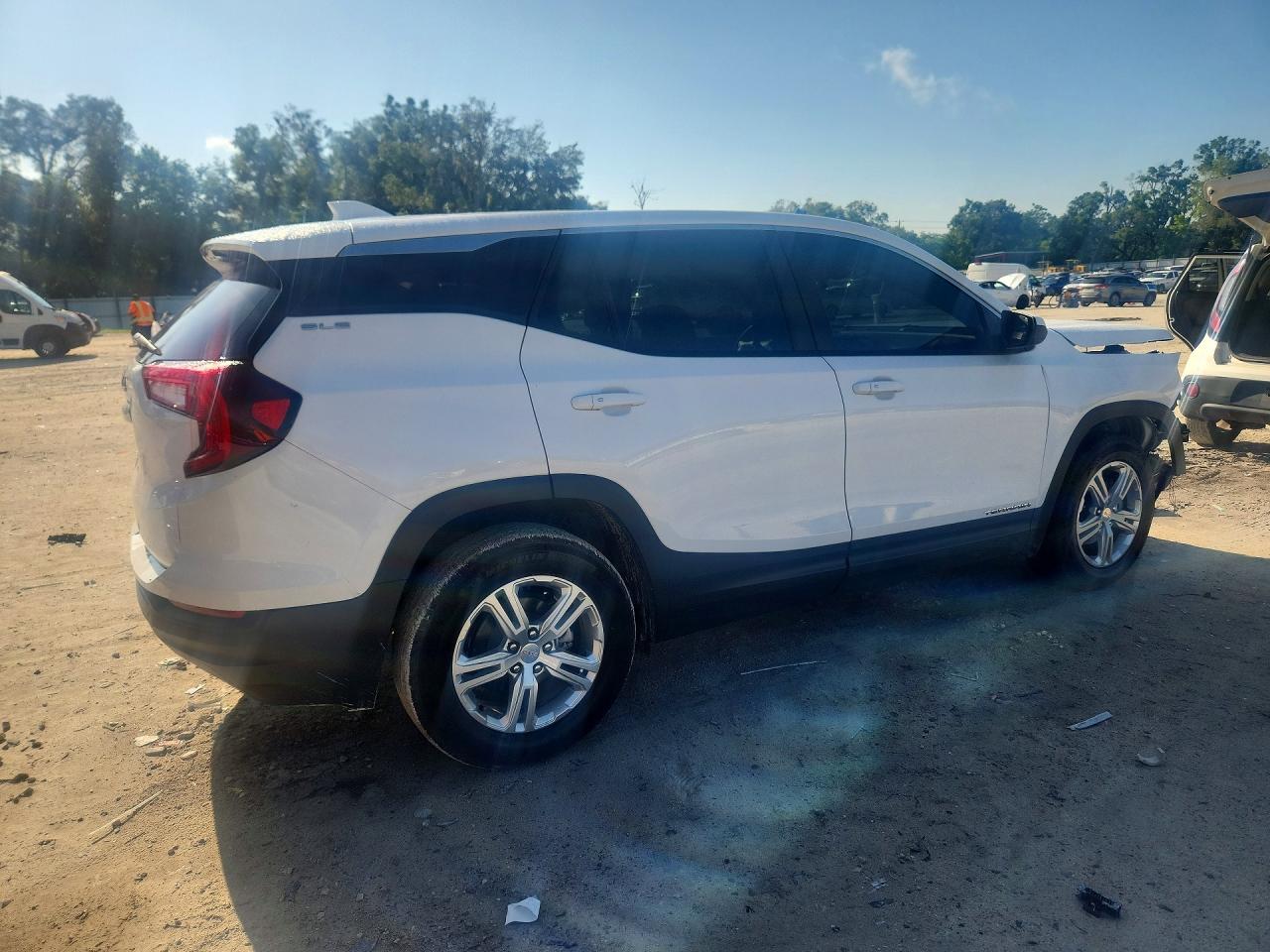 2024 GMC TERRAIN SLE — снимка 3