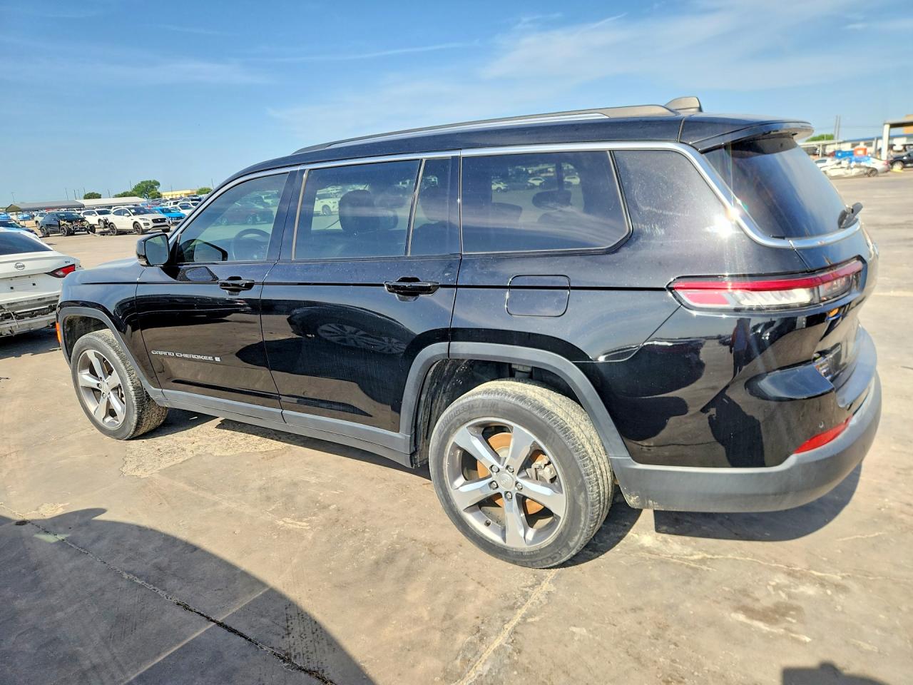 2022 JEEP GRAND CHEROKEE L LIMITED — снимка 2