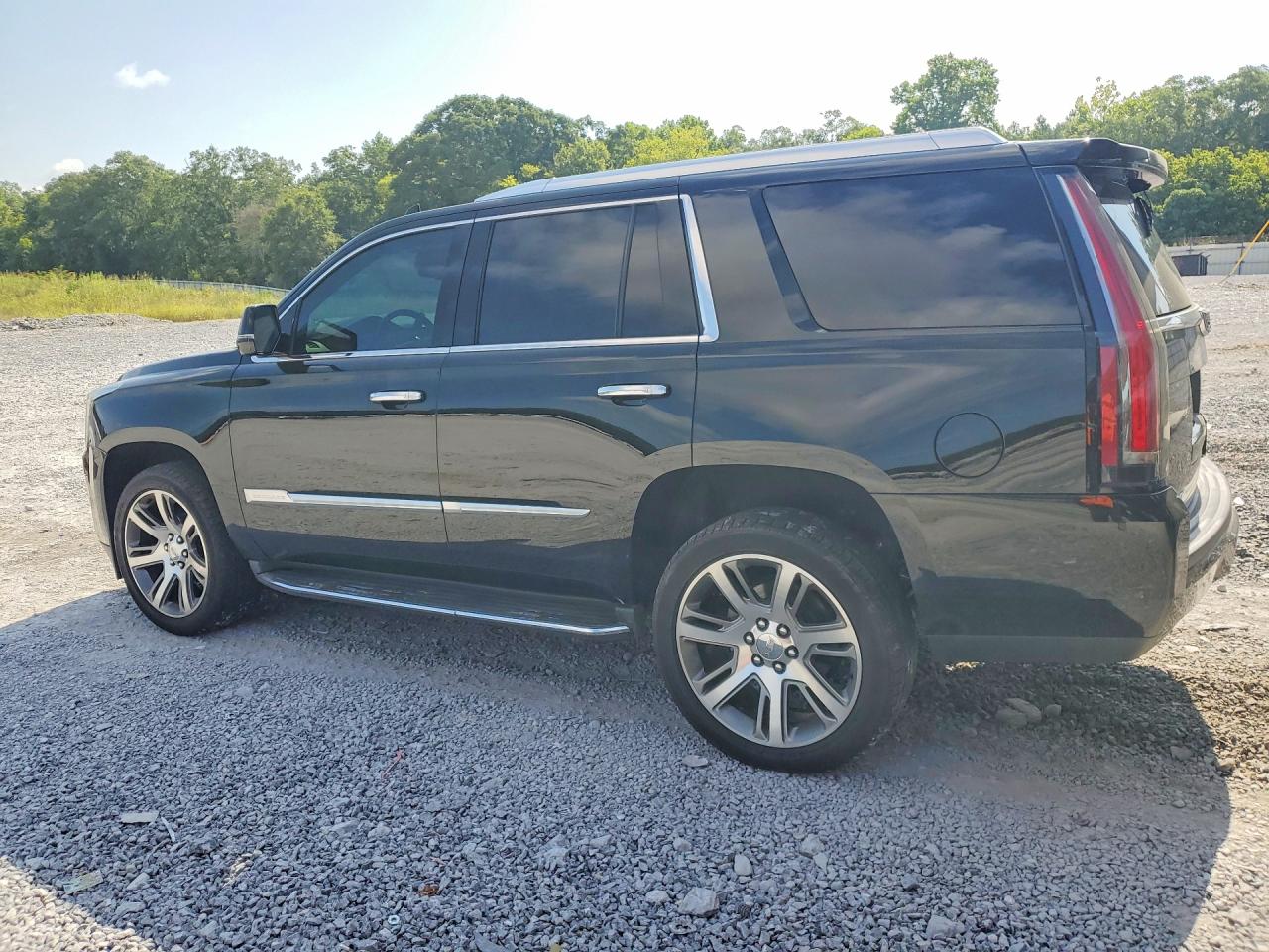 2015 CADILLAC ESCALADE LUXURY — снимка 2