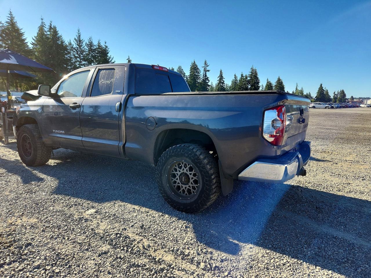 2015 TOYOTA TUNDRA SR5 — снимка 2
