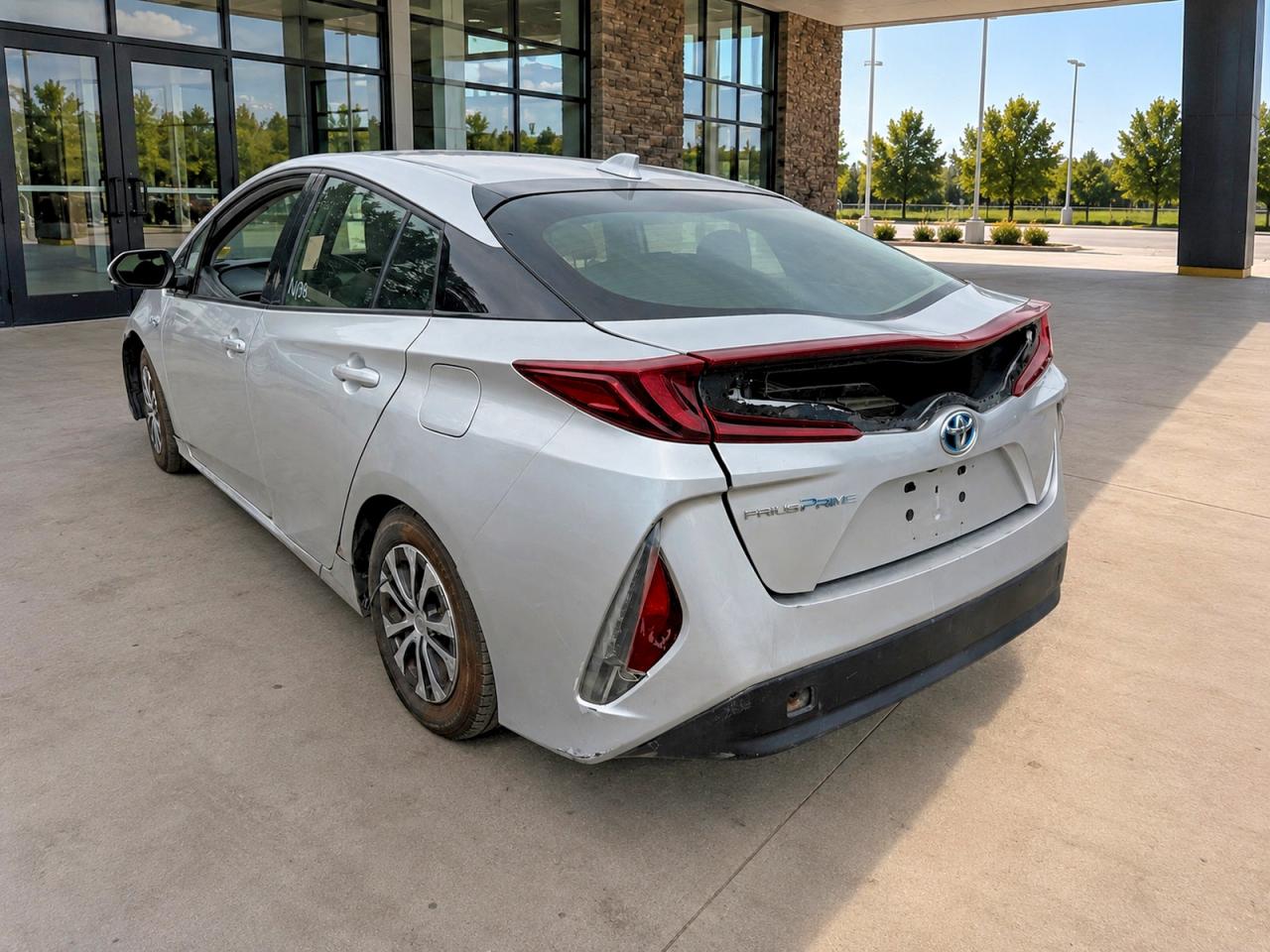2020 TOYOTA PRIUS PRIME LE — снимка 4