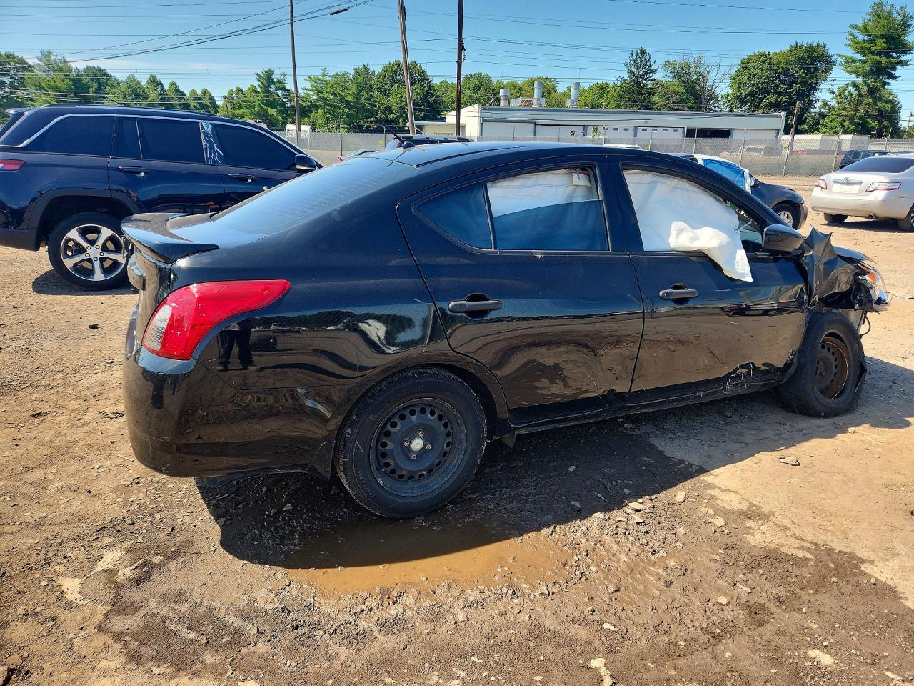 2017 NISSAN VERSA 1.6 S PLUS — снимка 3