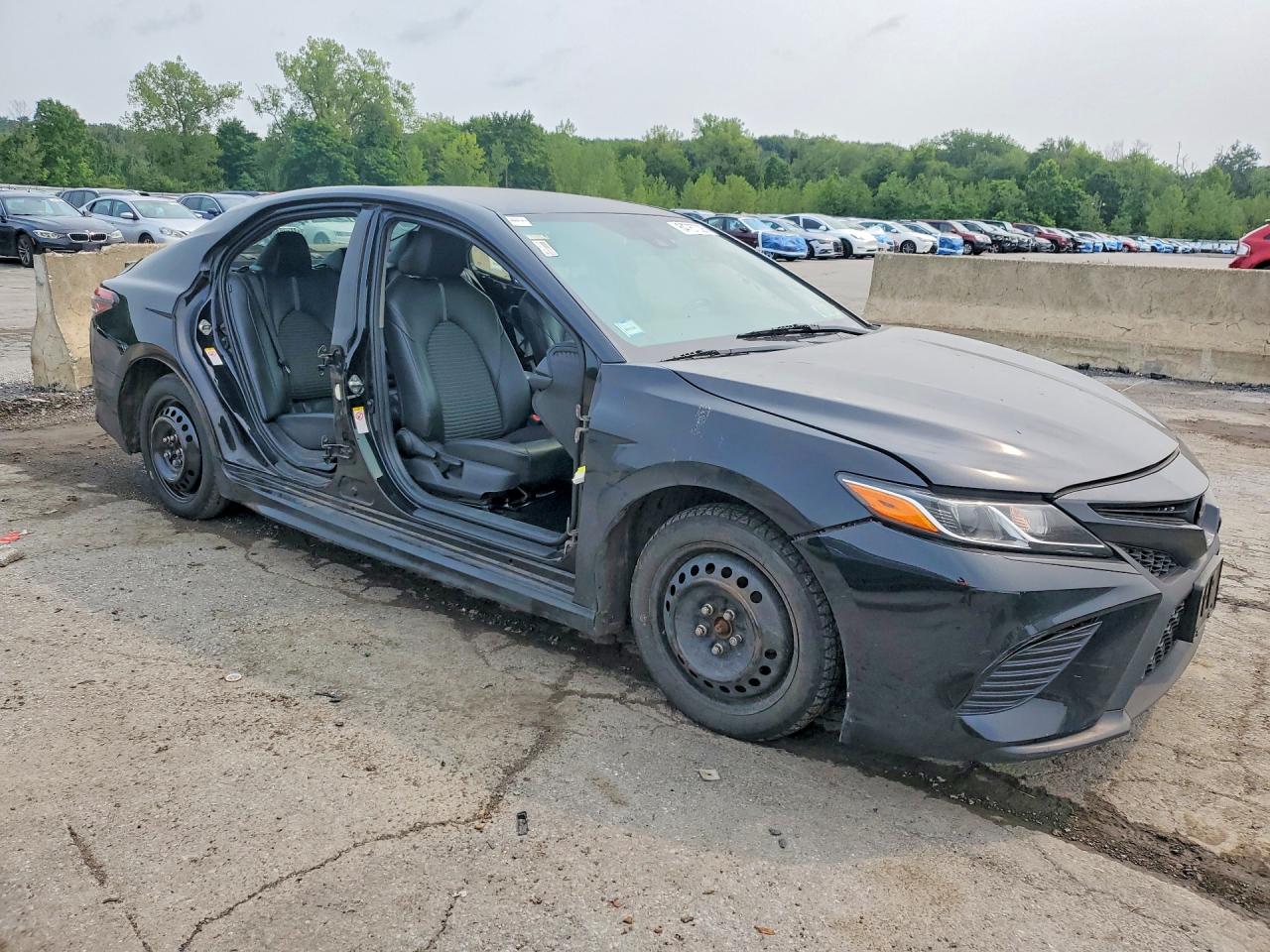 2018 TOYOTA CAMRY SE — снимка 4