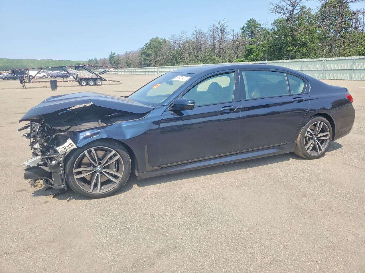 2021 BMW 750 XI