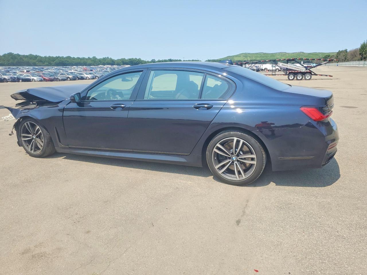 2021 BMW 750 XI — снимка 2