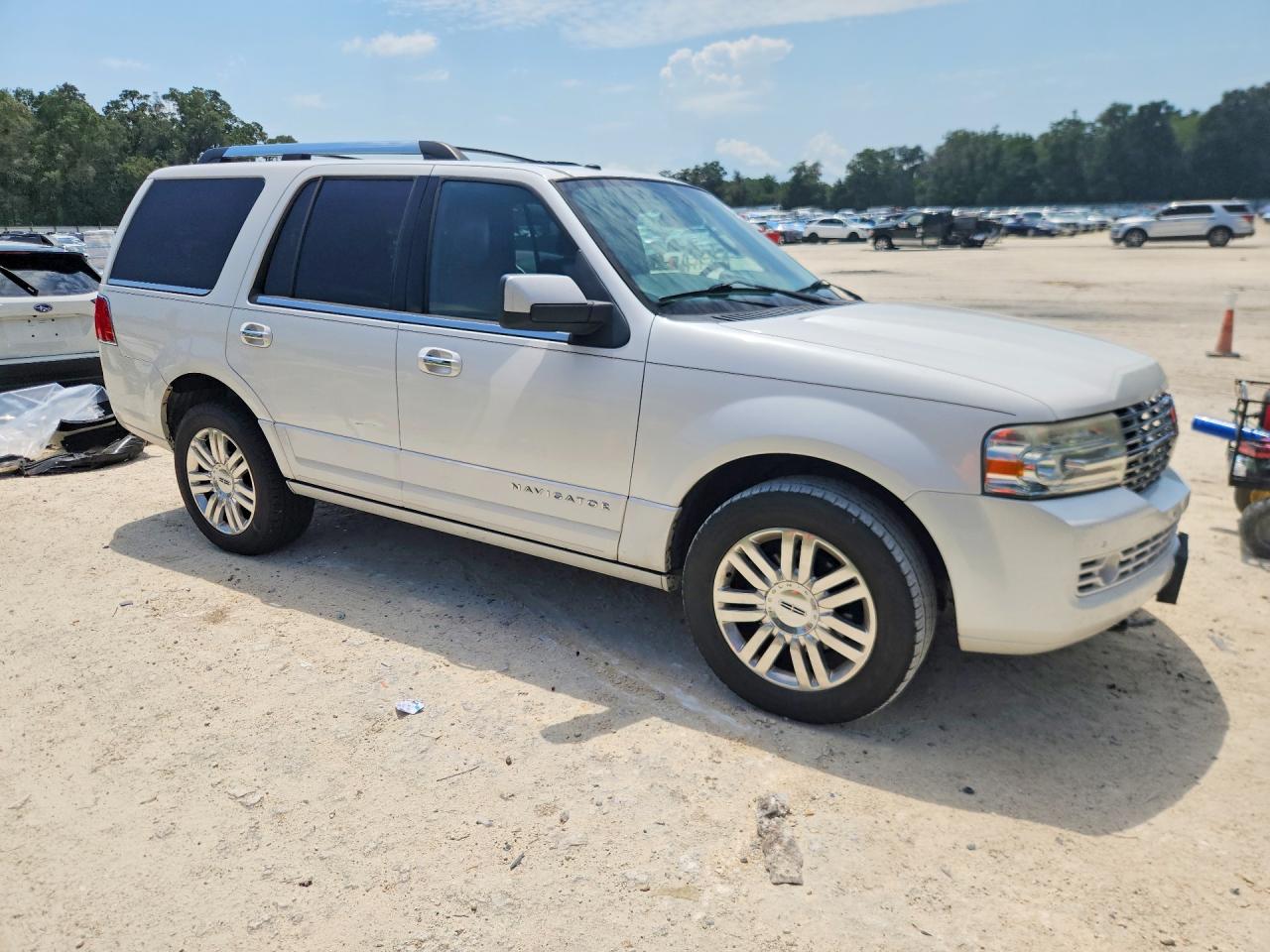 2013 LINCOLN NAVIGATOR — снимка 4