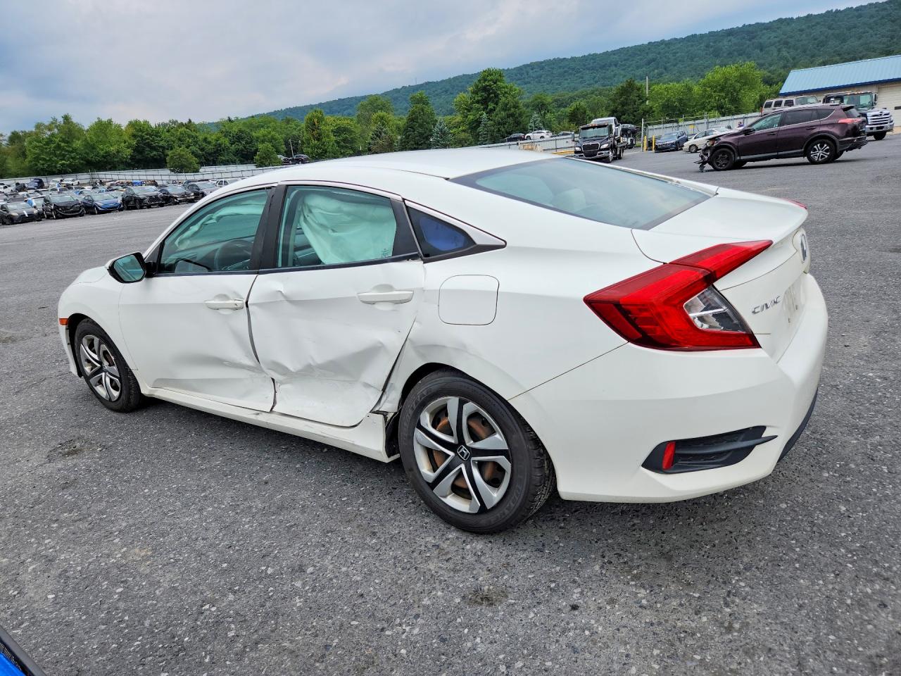 2016 HONDA CIVIC LX — снимка 2