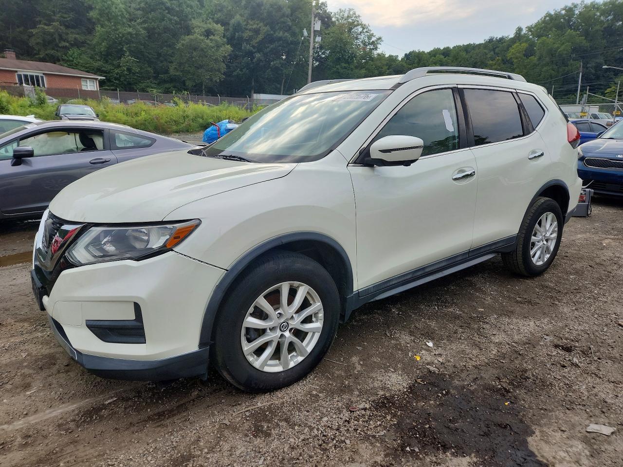 2018 NISSAN ROGUE SV