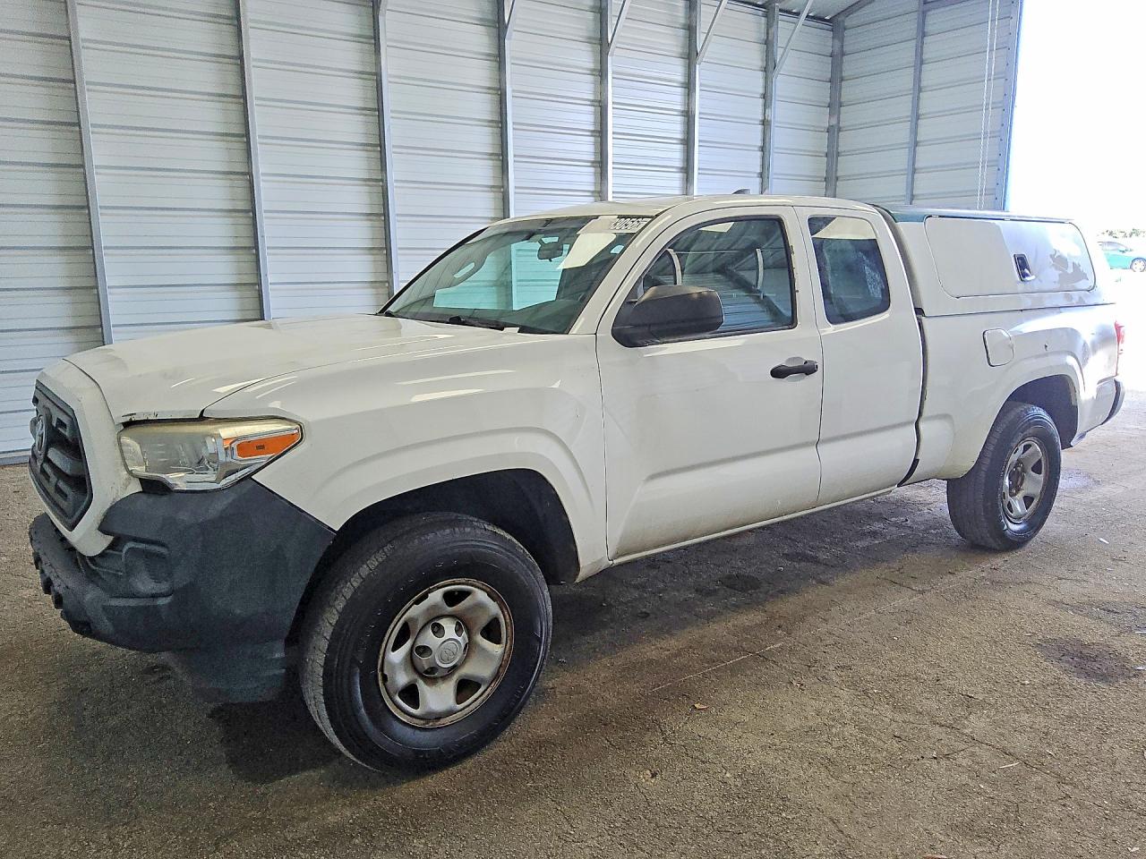 2017 TOYOTA TACOMA SR
