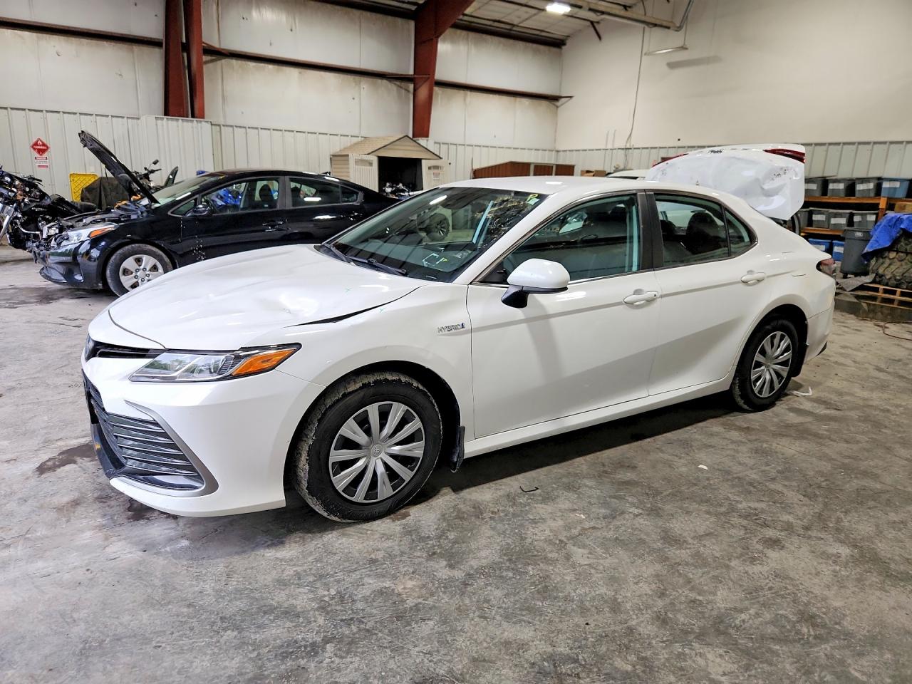 2021 TOYOTA CAMRY LE