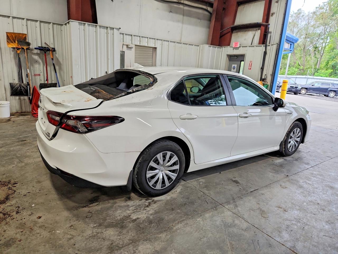 2021 TOYOTA CAMRY LE — снимка 3