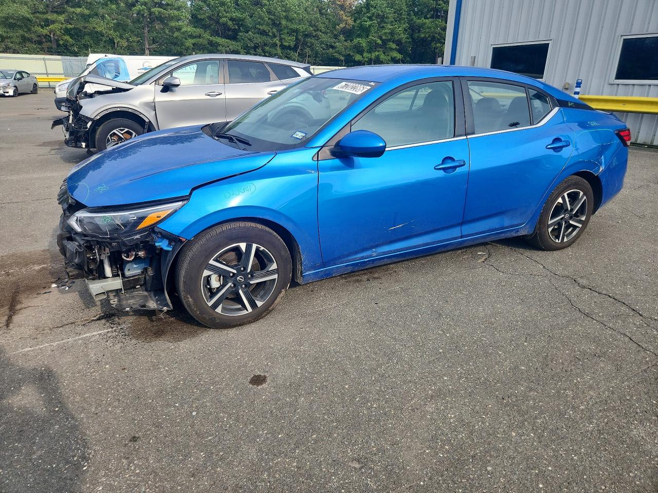 2025 NISSAN SENTRA SV