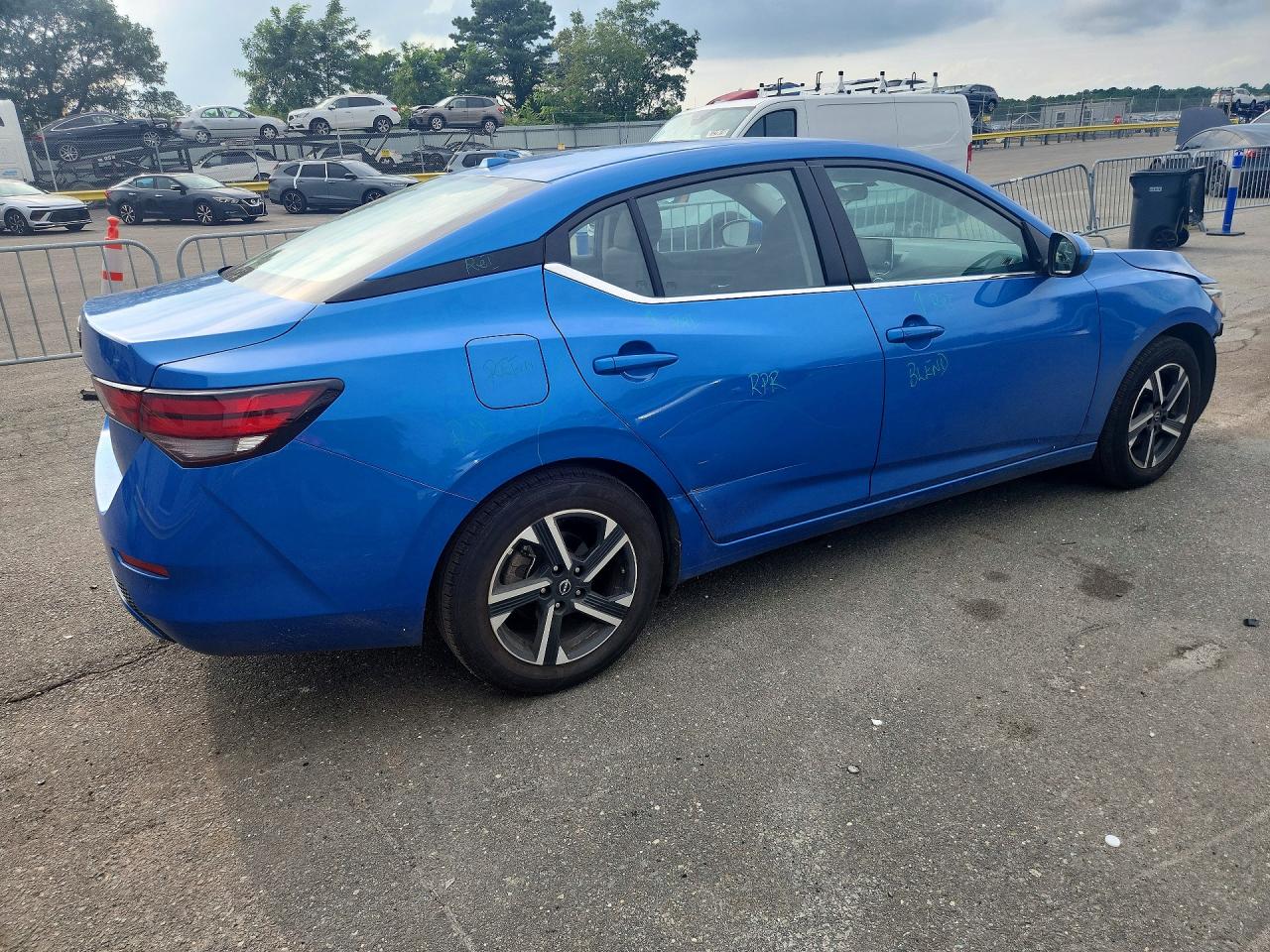 2025 NISSAN SENTRA SV — снимка 3