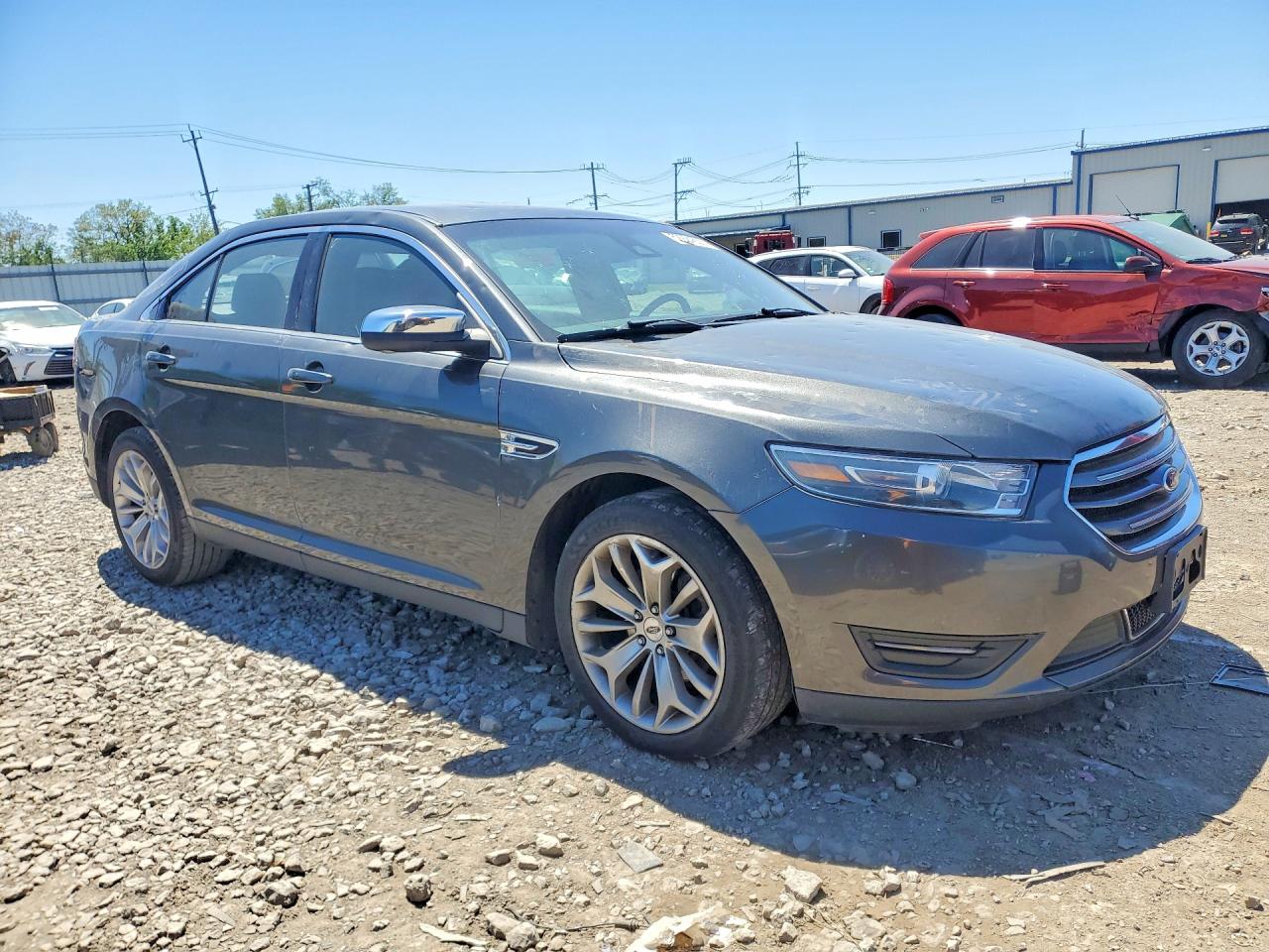 2019 FORD TAURUS LIMITED — снимка 4