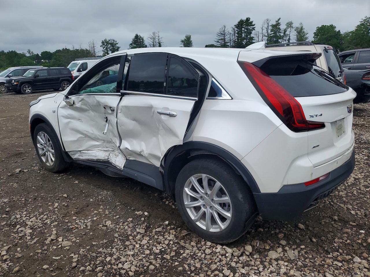 2022 CADILLAC XT4 LUXURY — снимка 2