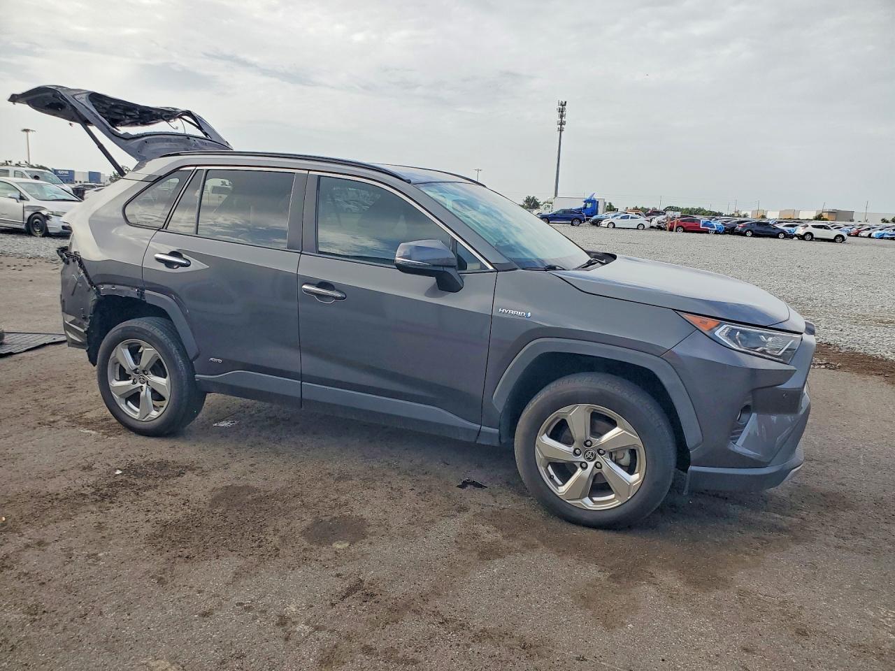 2021 TOYOTA RAV4 LIMITED — снимка 4