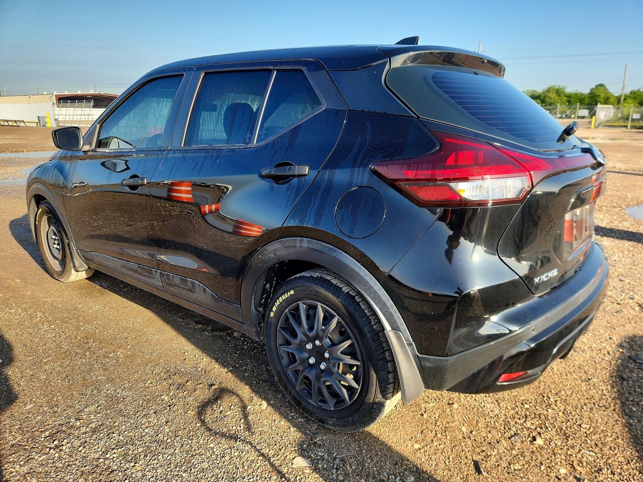 2021 NISSAN KICKS S — снимка 2