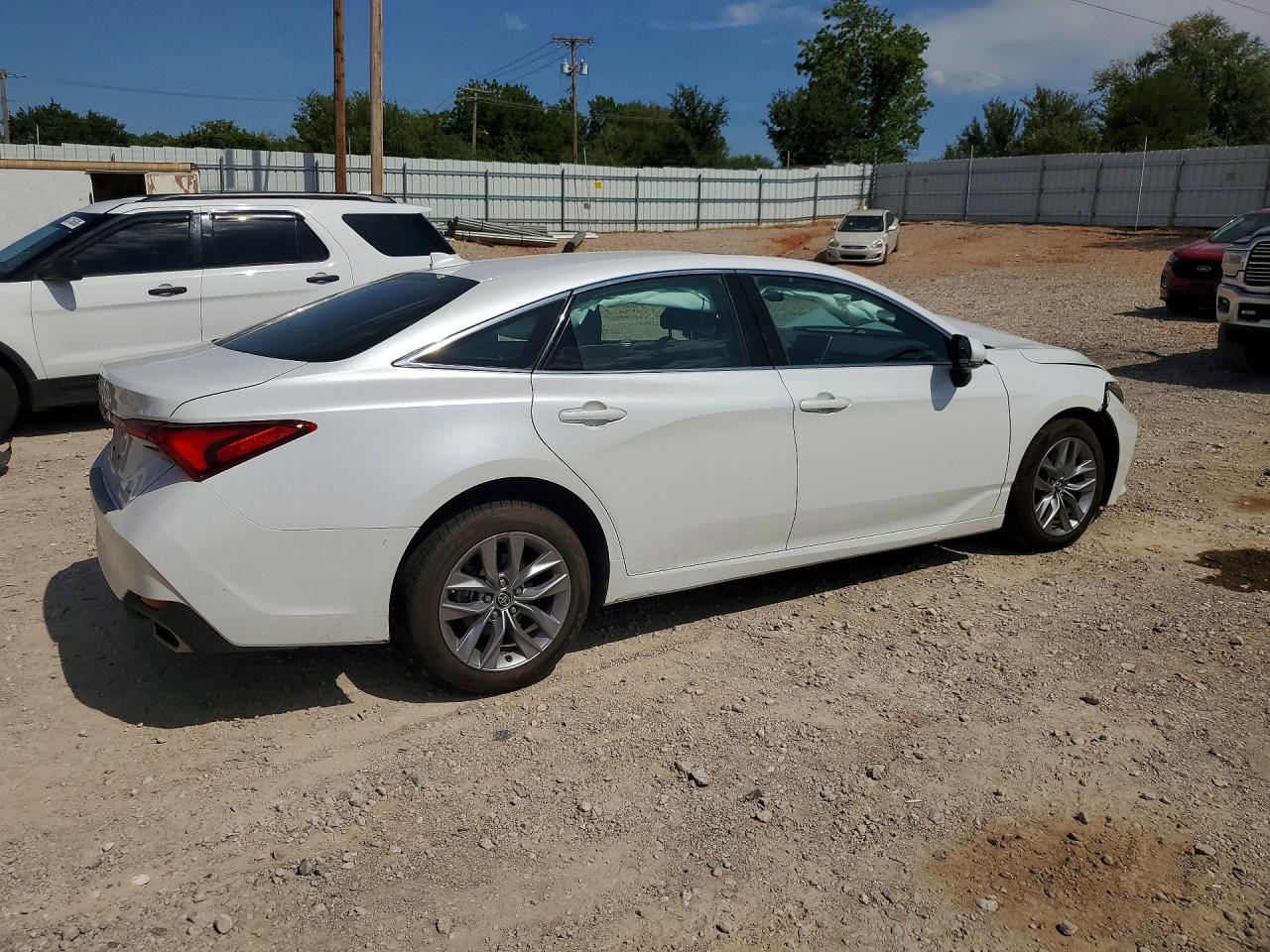 2020 TOYOTA AVALON XLE — снимка 3