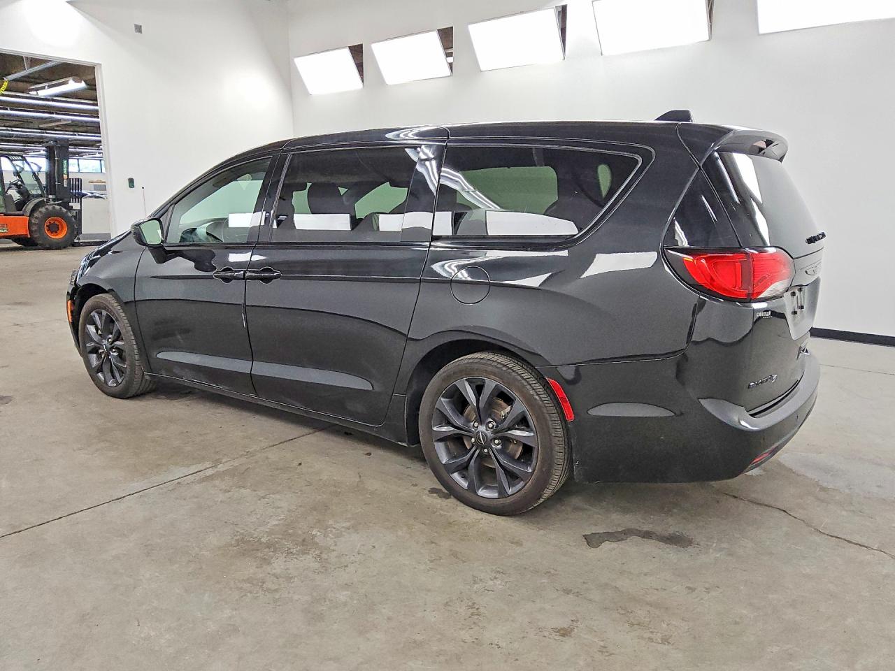 2018 CHRYSLER PACIFICA TOURING PLUS — снимка 2