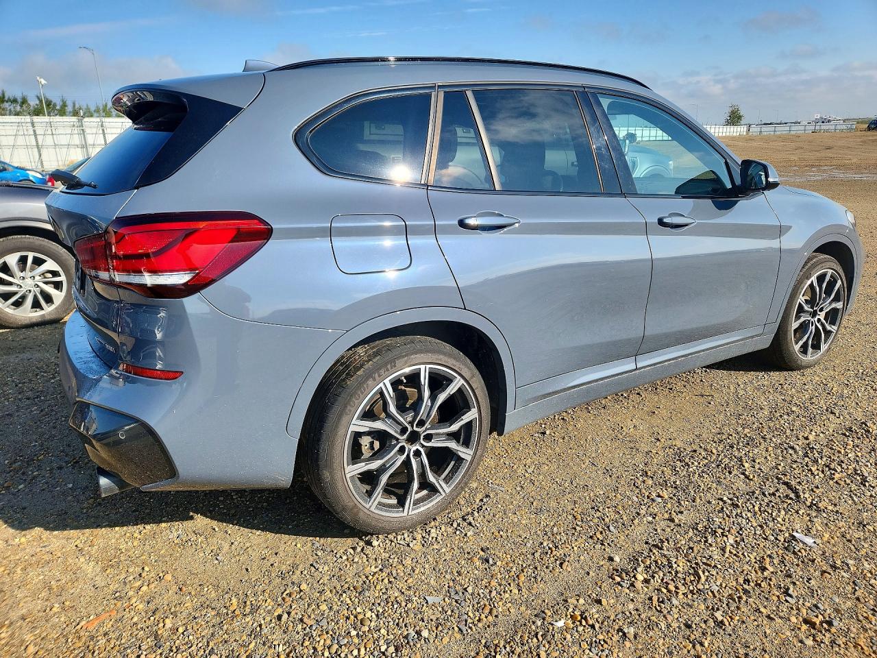 2021 BMW X1 XDRIVE28I — снимка 3