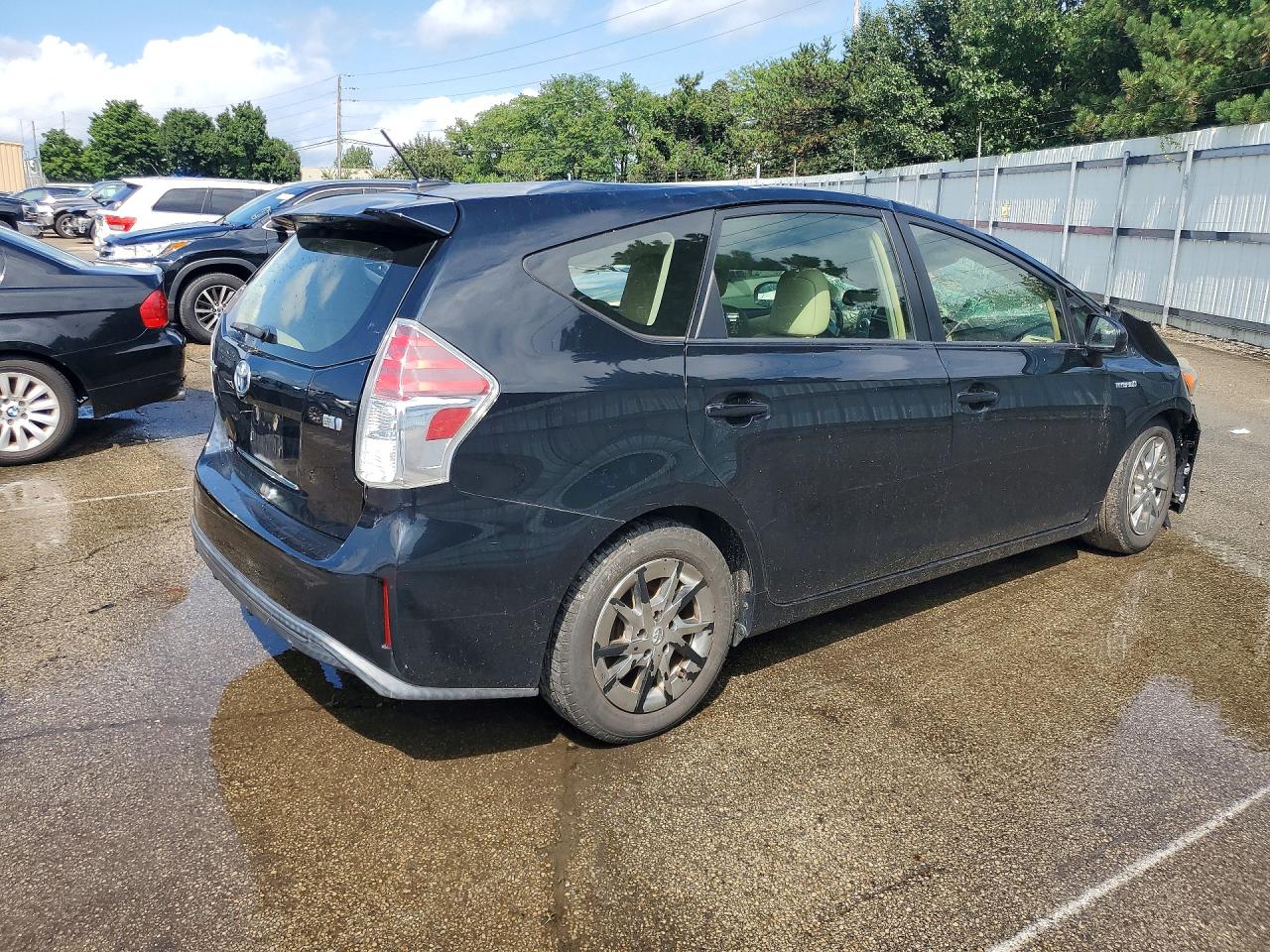 2015 TOYOTA PRIUS V FOUR — снимка 3