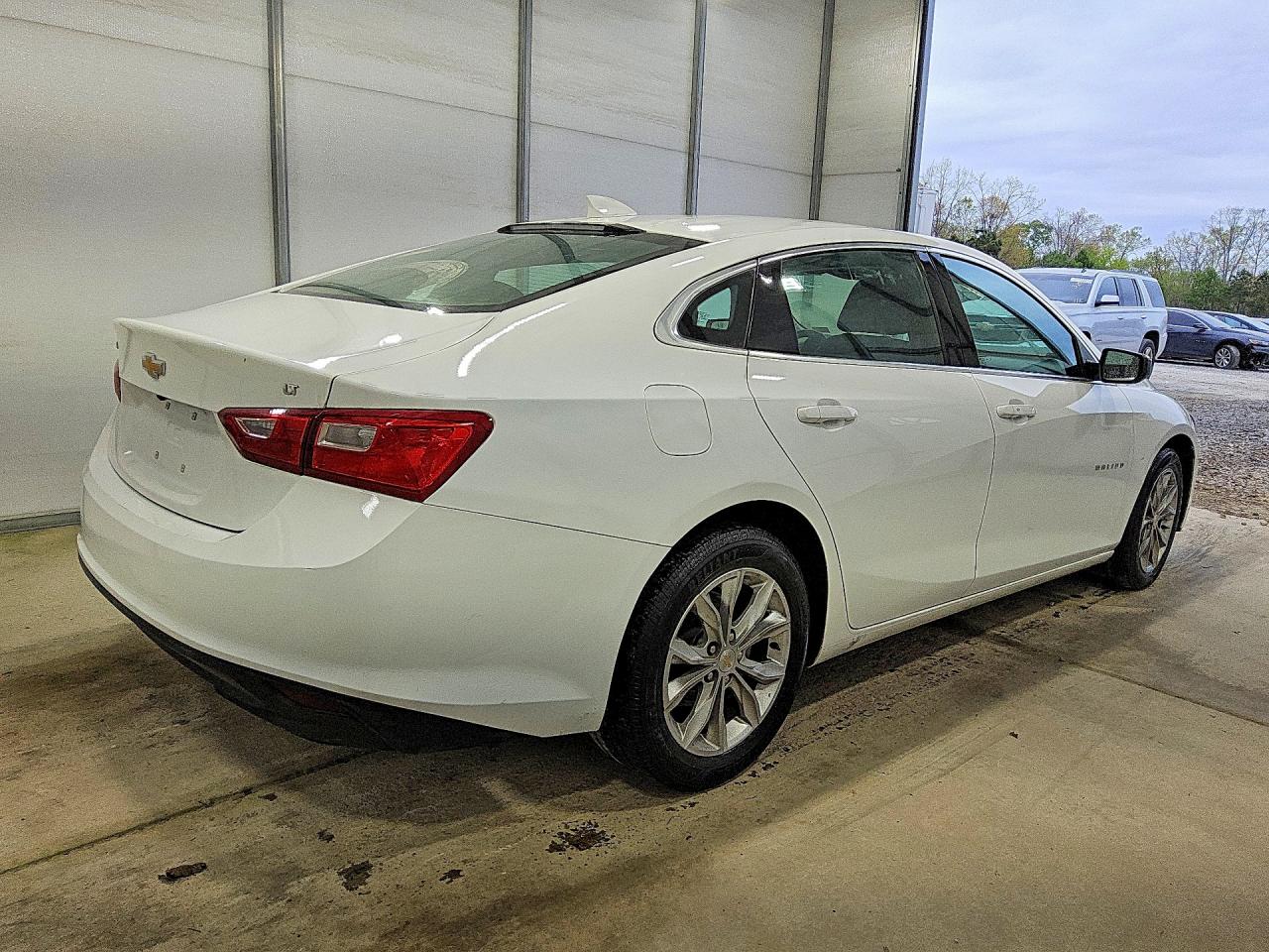 2023 CHEVROLET MALIBU LT — снимка 3
