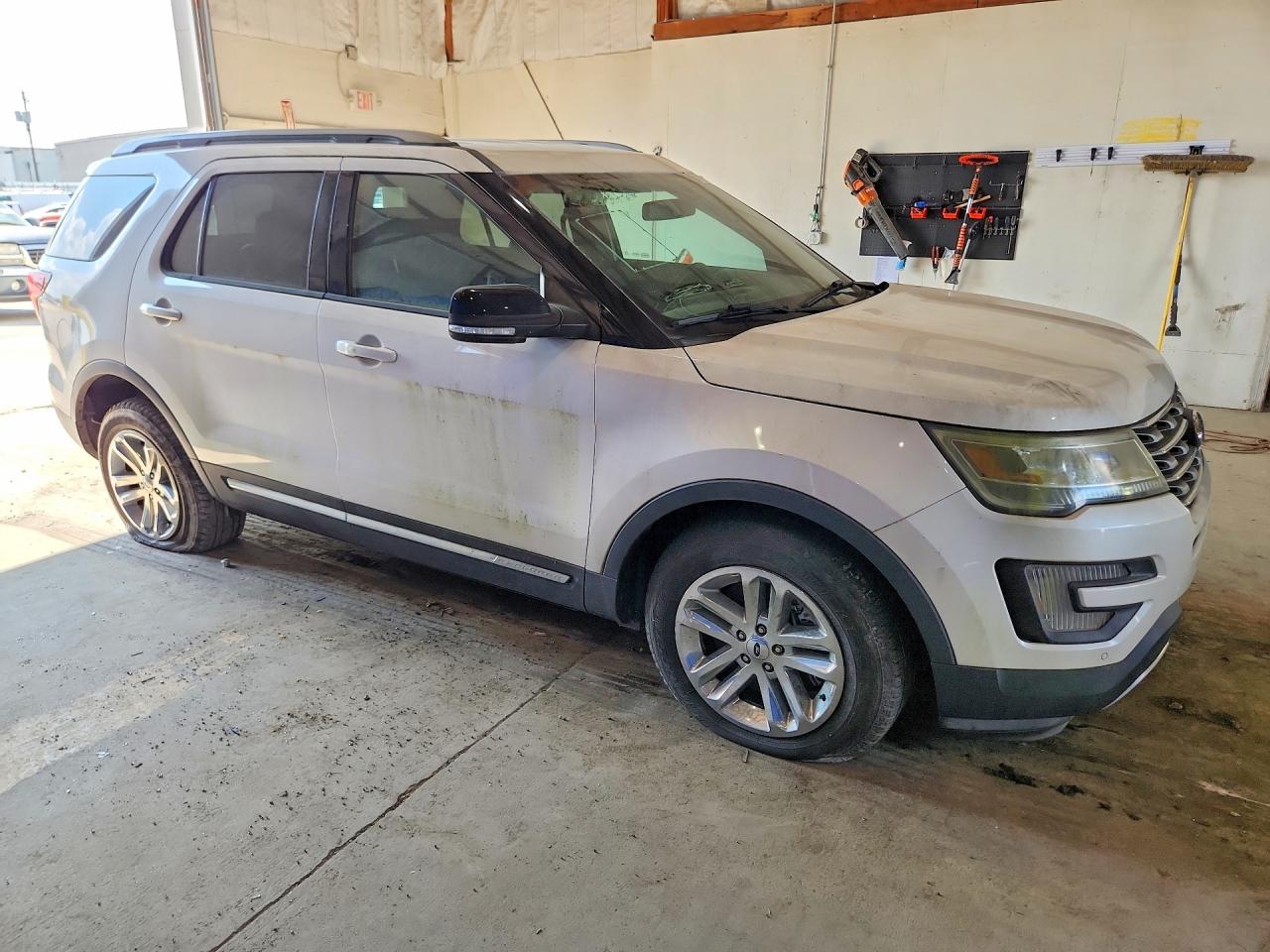 2017 FORD EXPLORER XLT — снимка 4