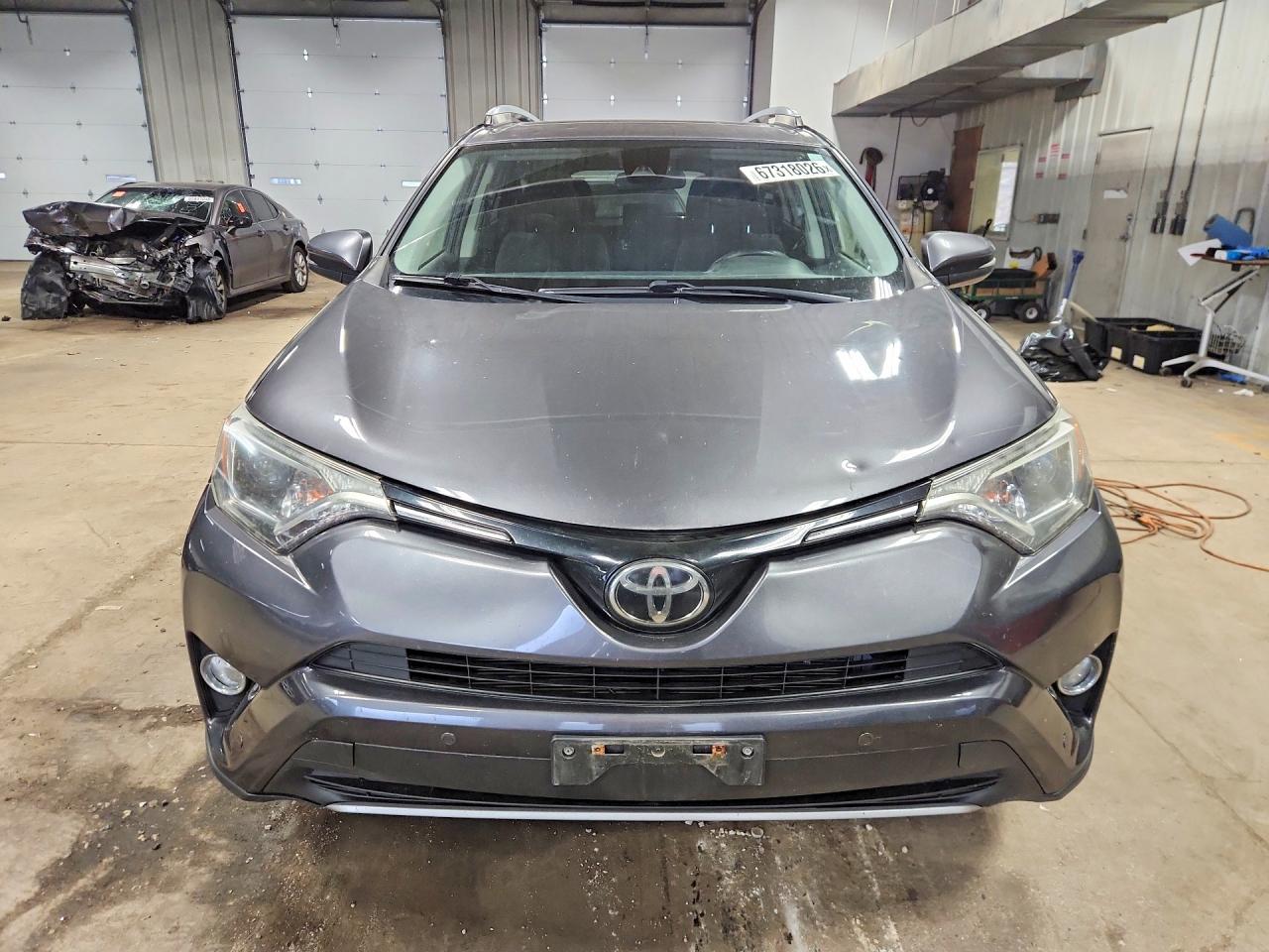 2018 TOYOTA RAV4 XLE — снимка 5