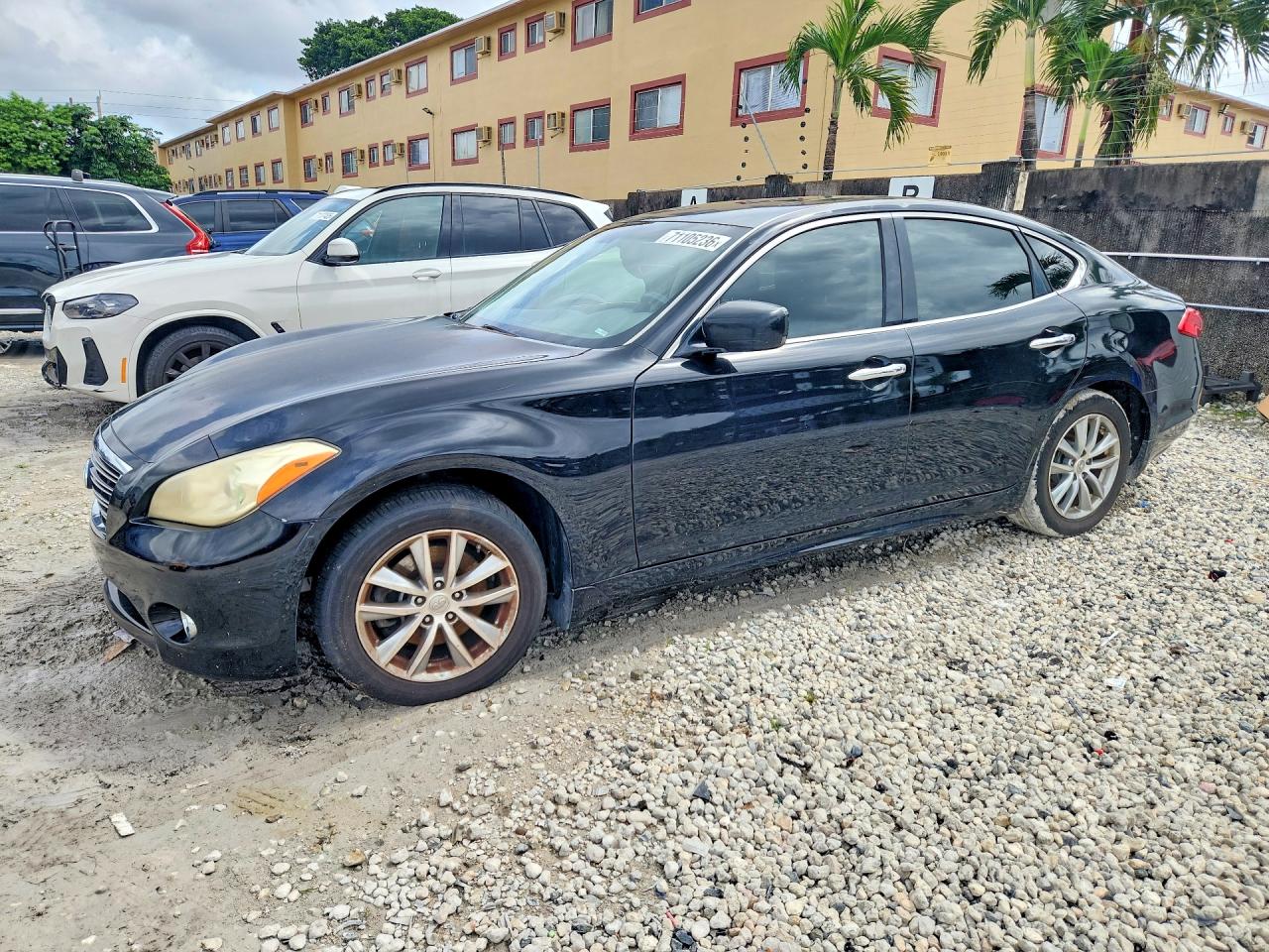 2013 INFINITI M37 BASE