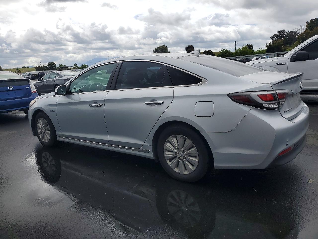 2017 HYUNDAI SONATA HYBRID SE — снимка 2