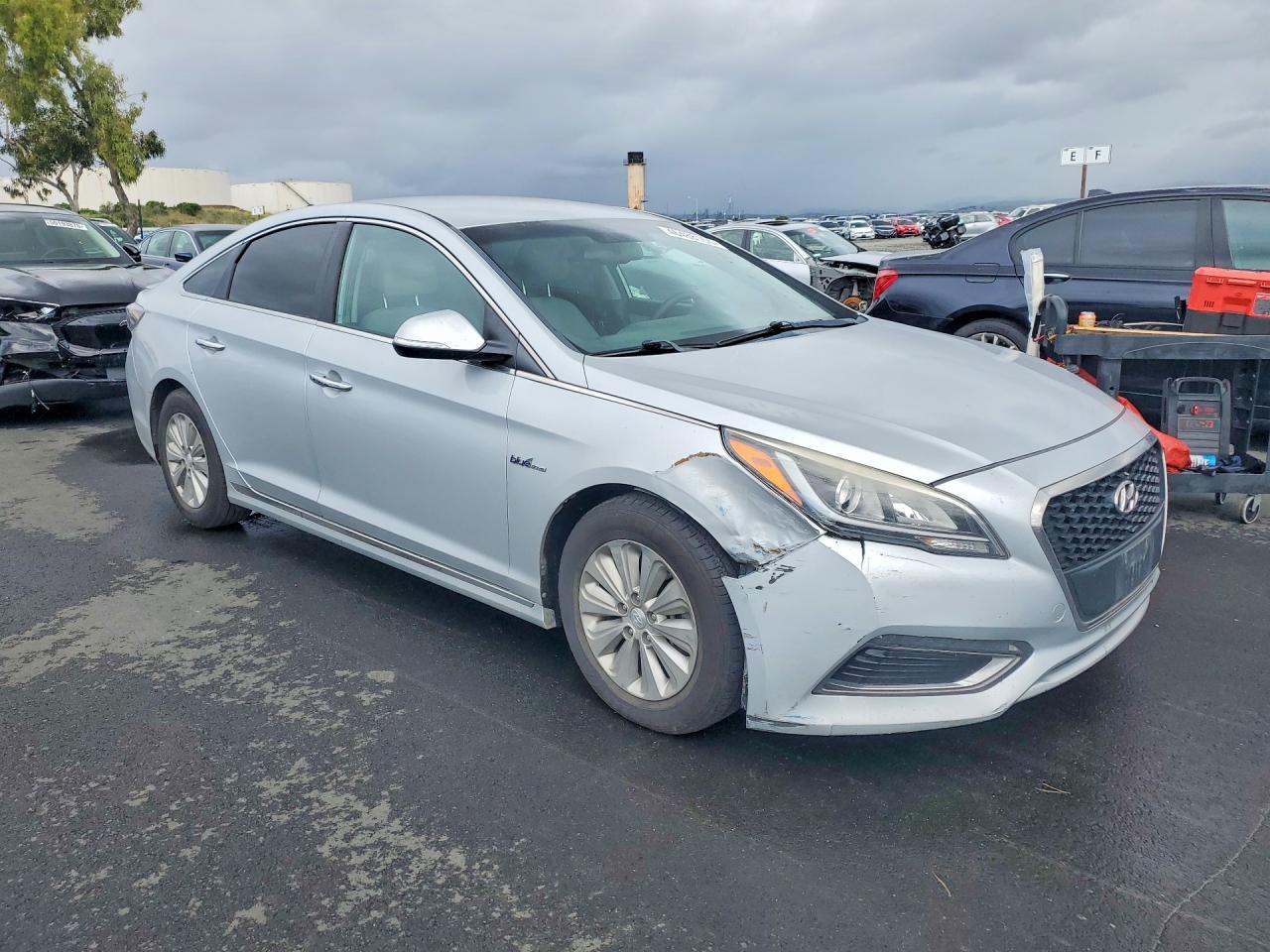 2017 HYUNDAI SONATA HYBRID SE — снимка 4