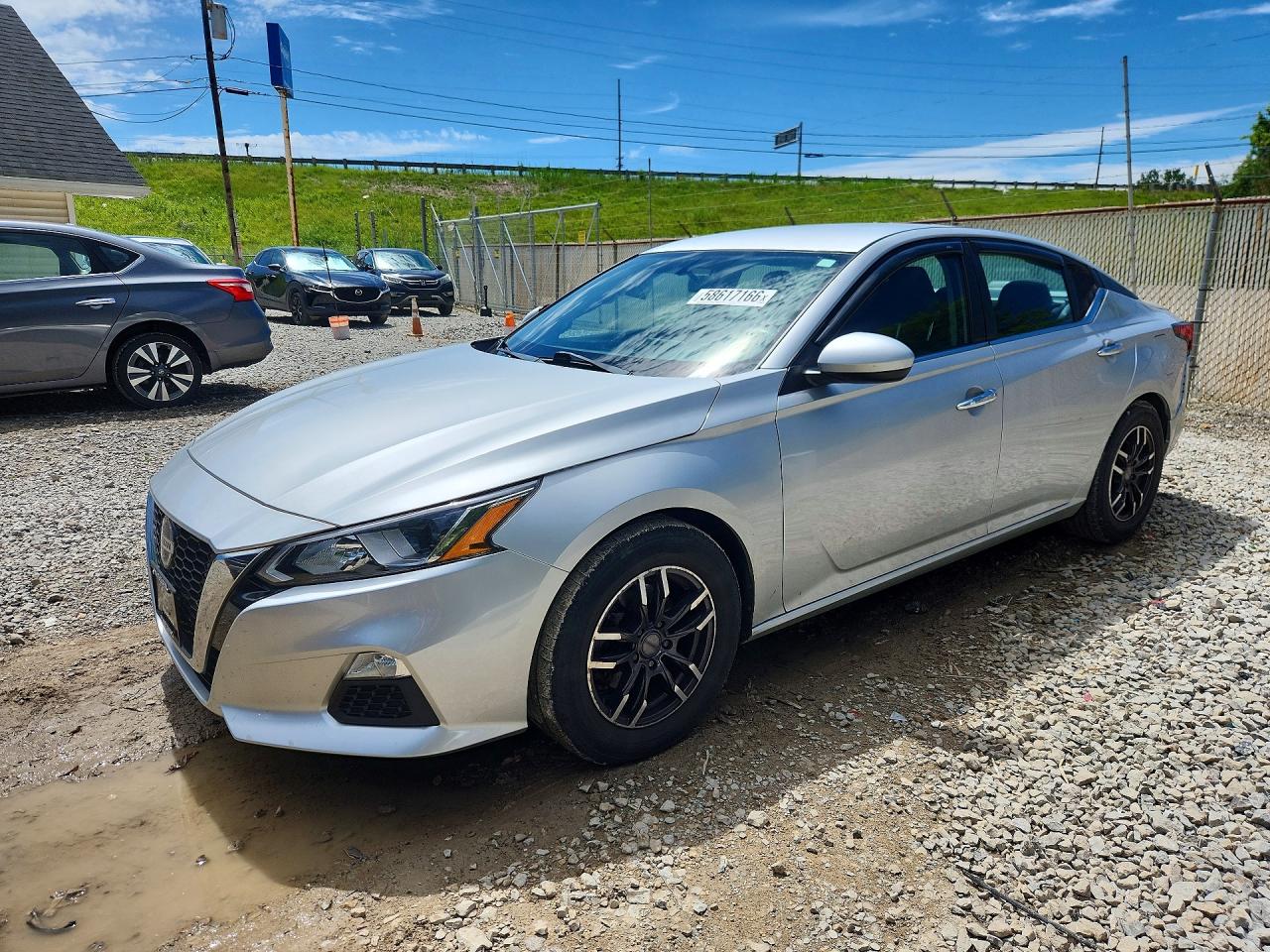 2019 NISSAN ALTIMA S