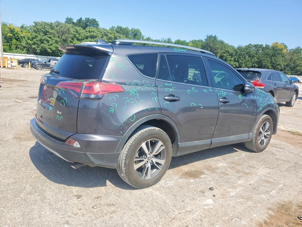 2018 TOYOTA RAV4 XLE — снимка 3