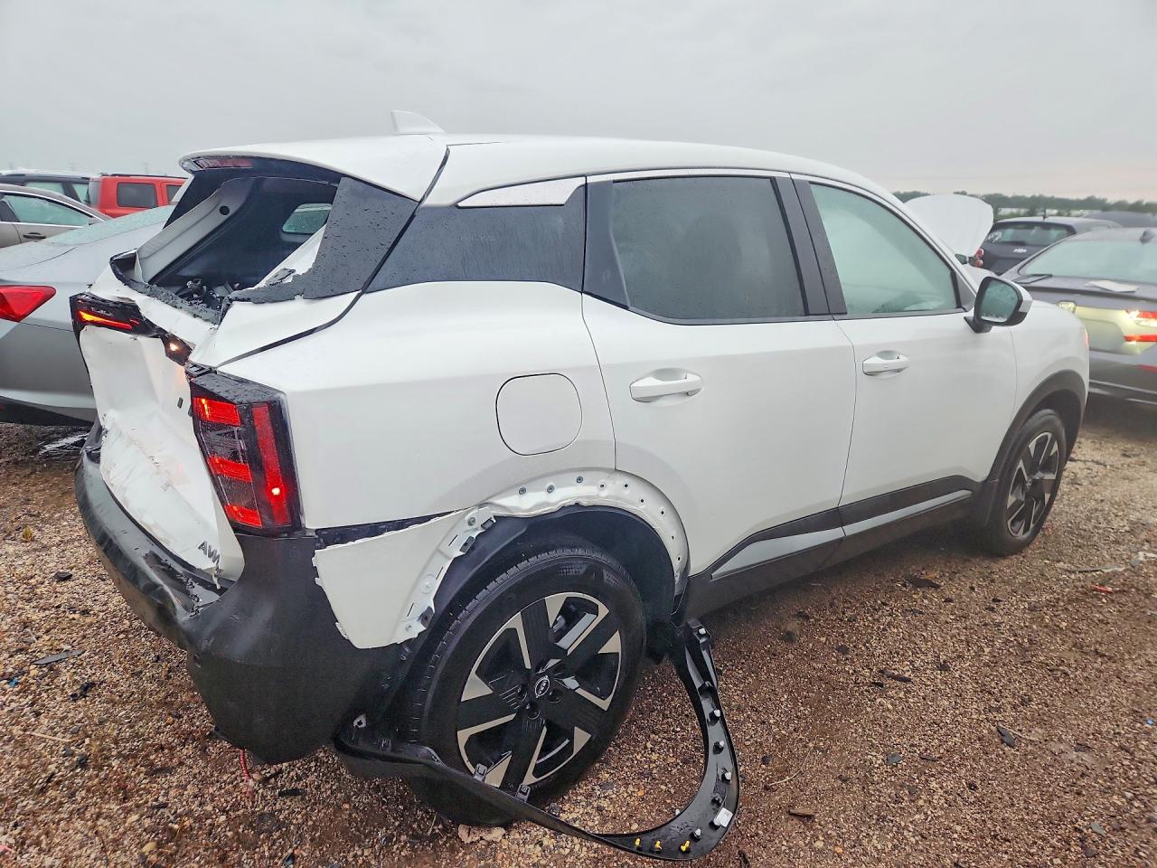 2025 NISSAN KICKS SV — снимка 3