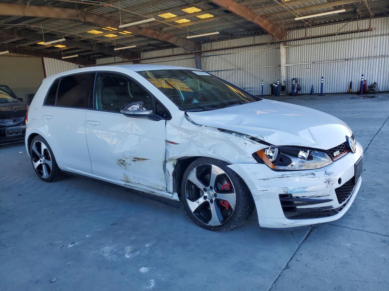 2016 VOLKSWAGEN GTI S/SE — снимка 4