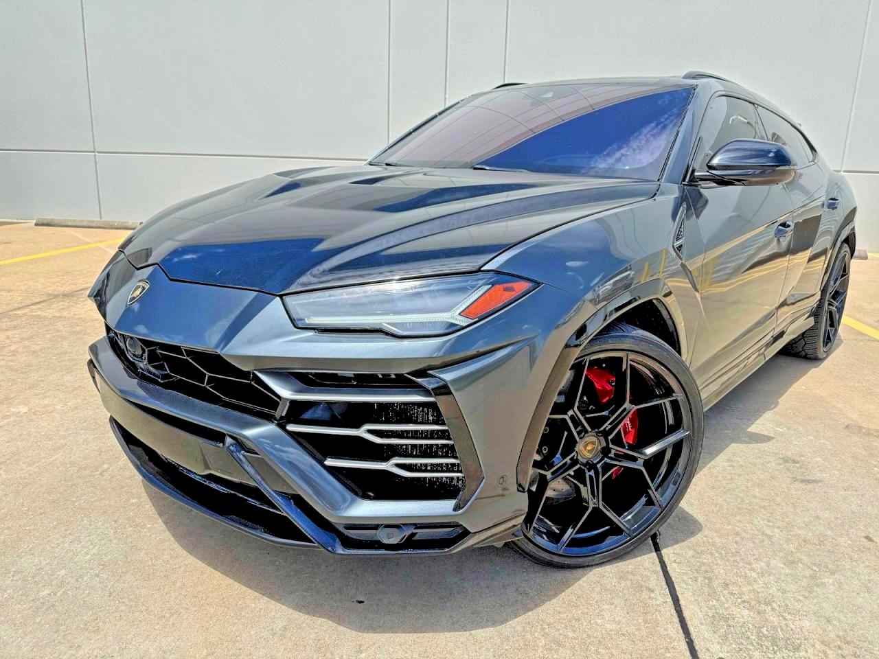 2019 LAMBORGHINI URUS — снимка 2