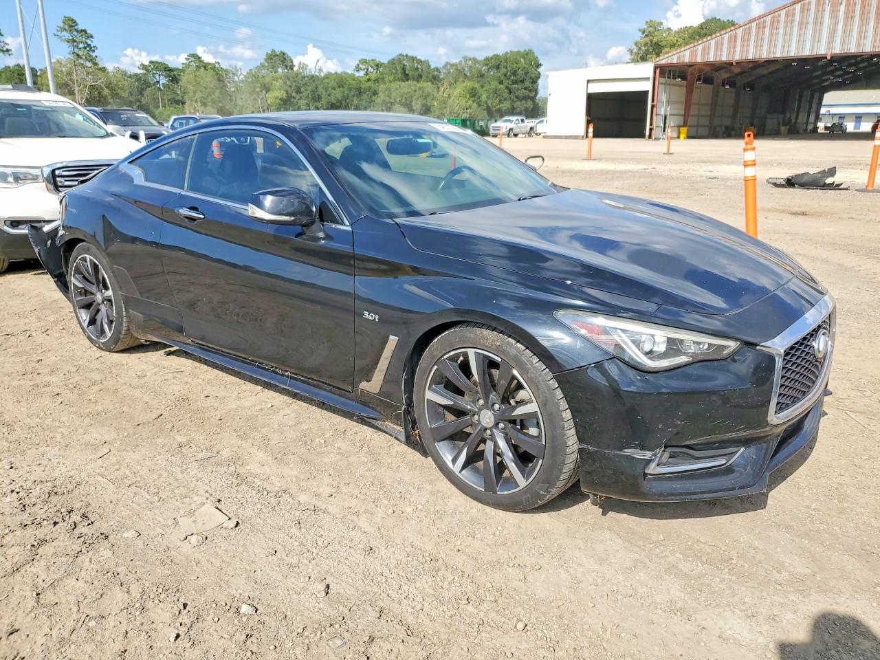 2018 INFINITI Q60 3.0T LUXE — снимка 4