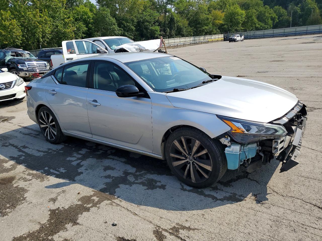 2019 NISSAN ALTIMA SR — снимка 4
