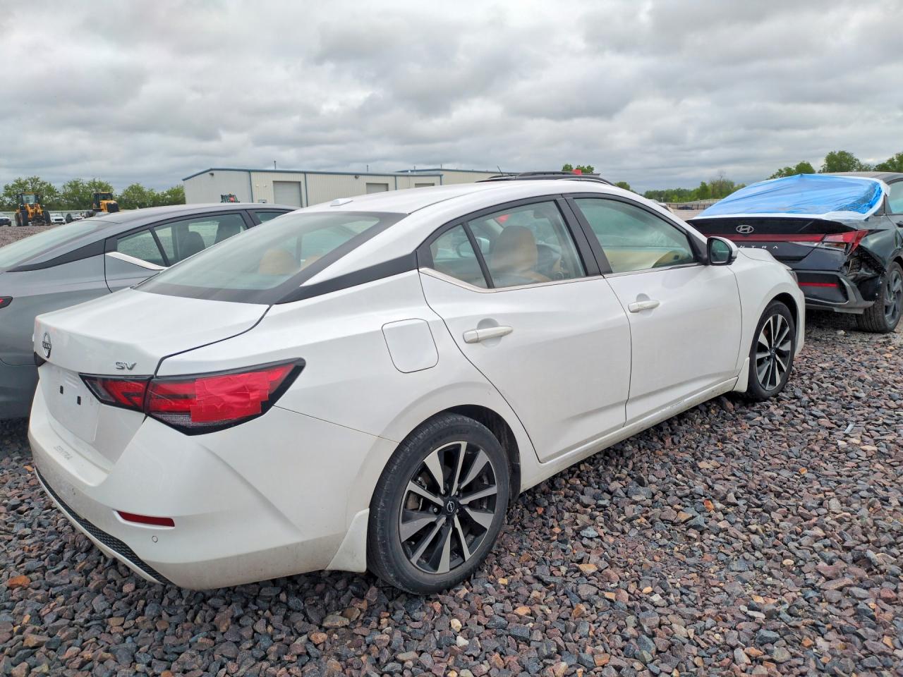 2024 NISSAN SENTRA SV — снимка 3