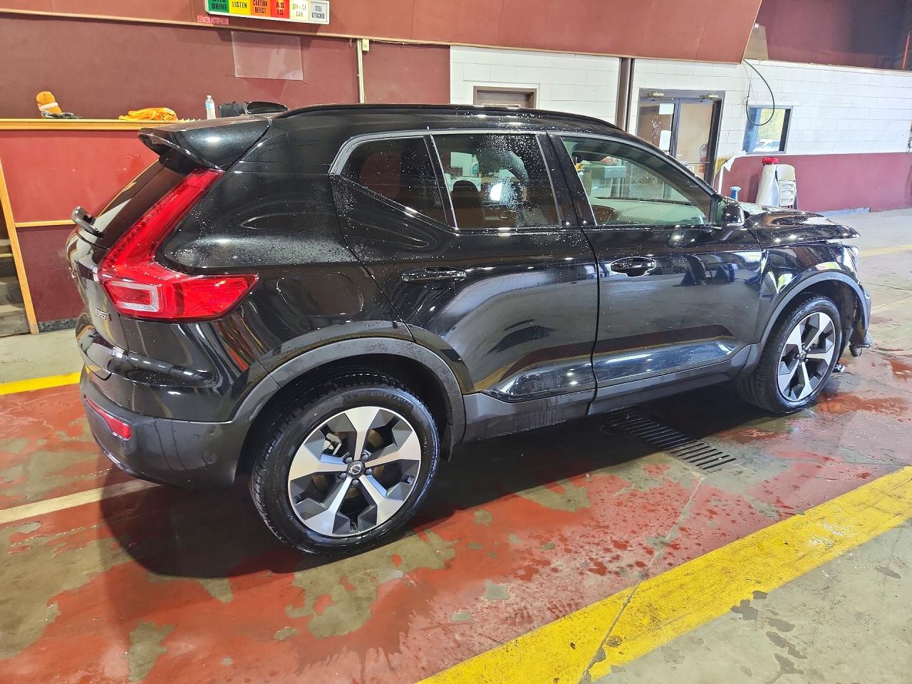 2026 VOLVO XC40 PLUS — снимка 3