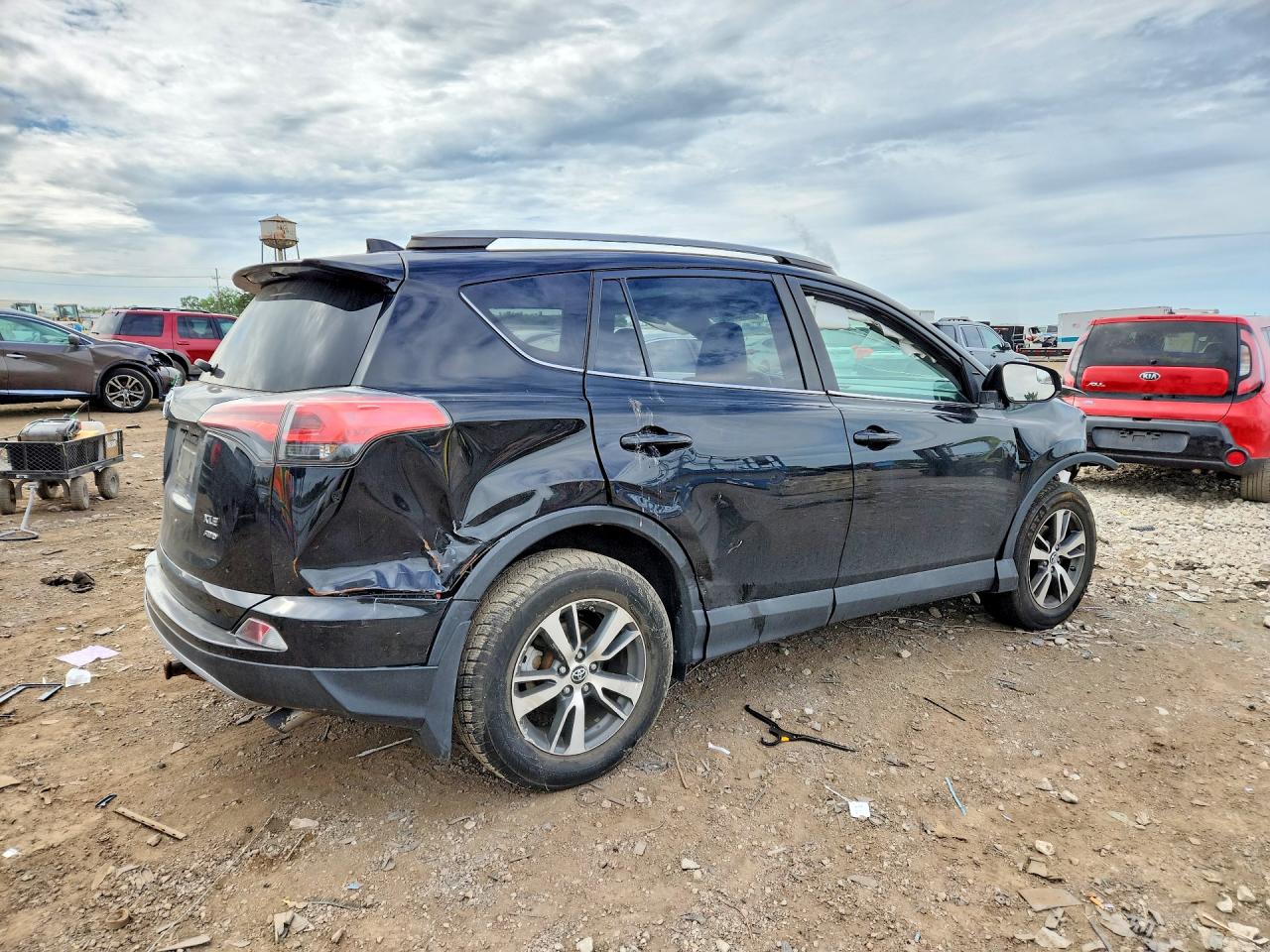 2017 TOYOTA RAV4 XLE — снимка 3