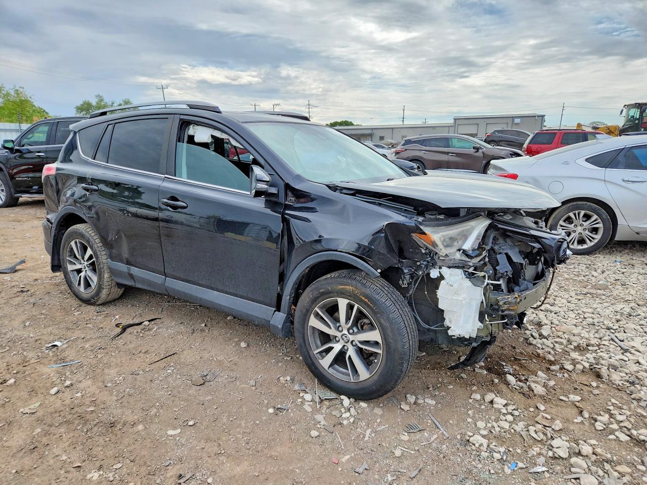 2017 TOYOTA RAV4 XLE — снимка 4