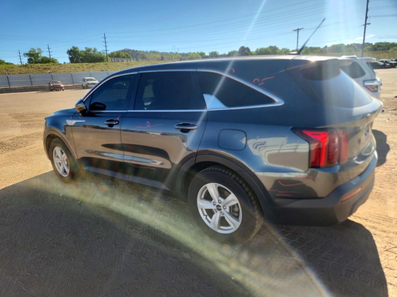 2022 KIA SORENTO LX — снимка 2