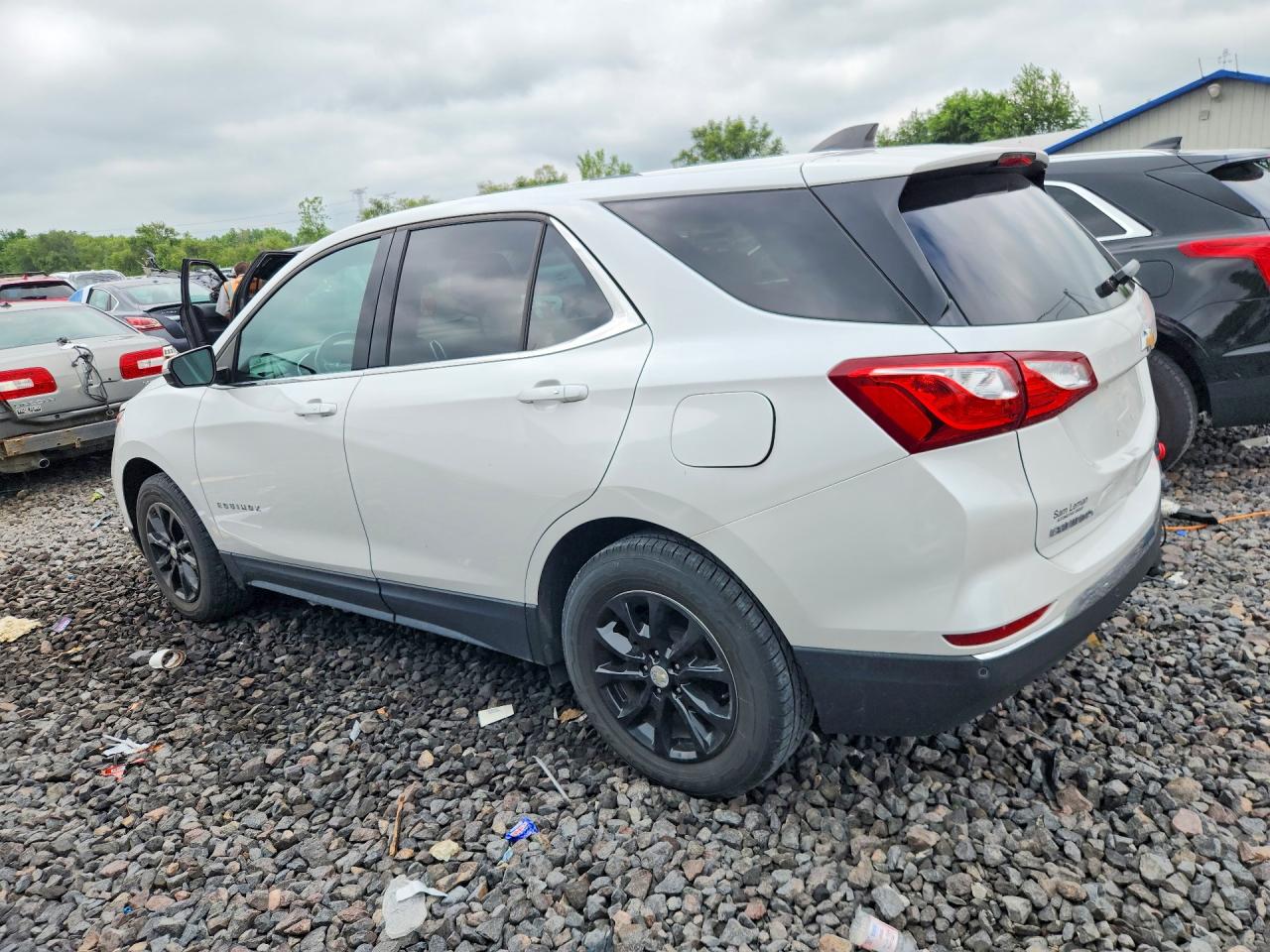 2019 CHEVROLET EQUINOX LT — снимка 2
