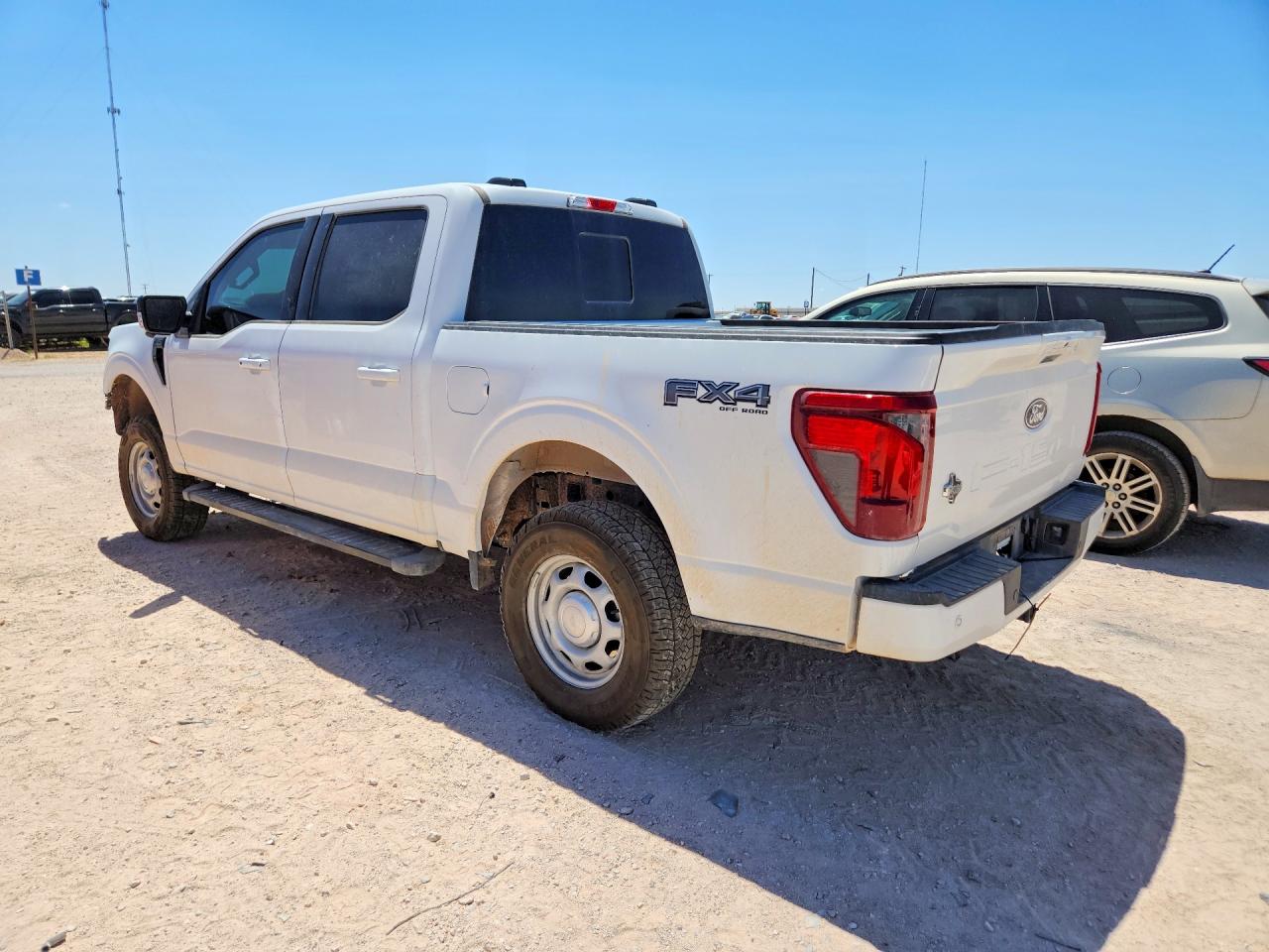 2025 FORD F150 XLT — снимка 2