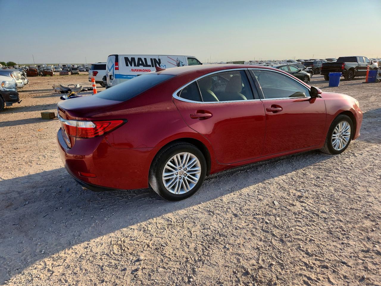 2014 LEXUS ES 350 — снимка 3